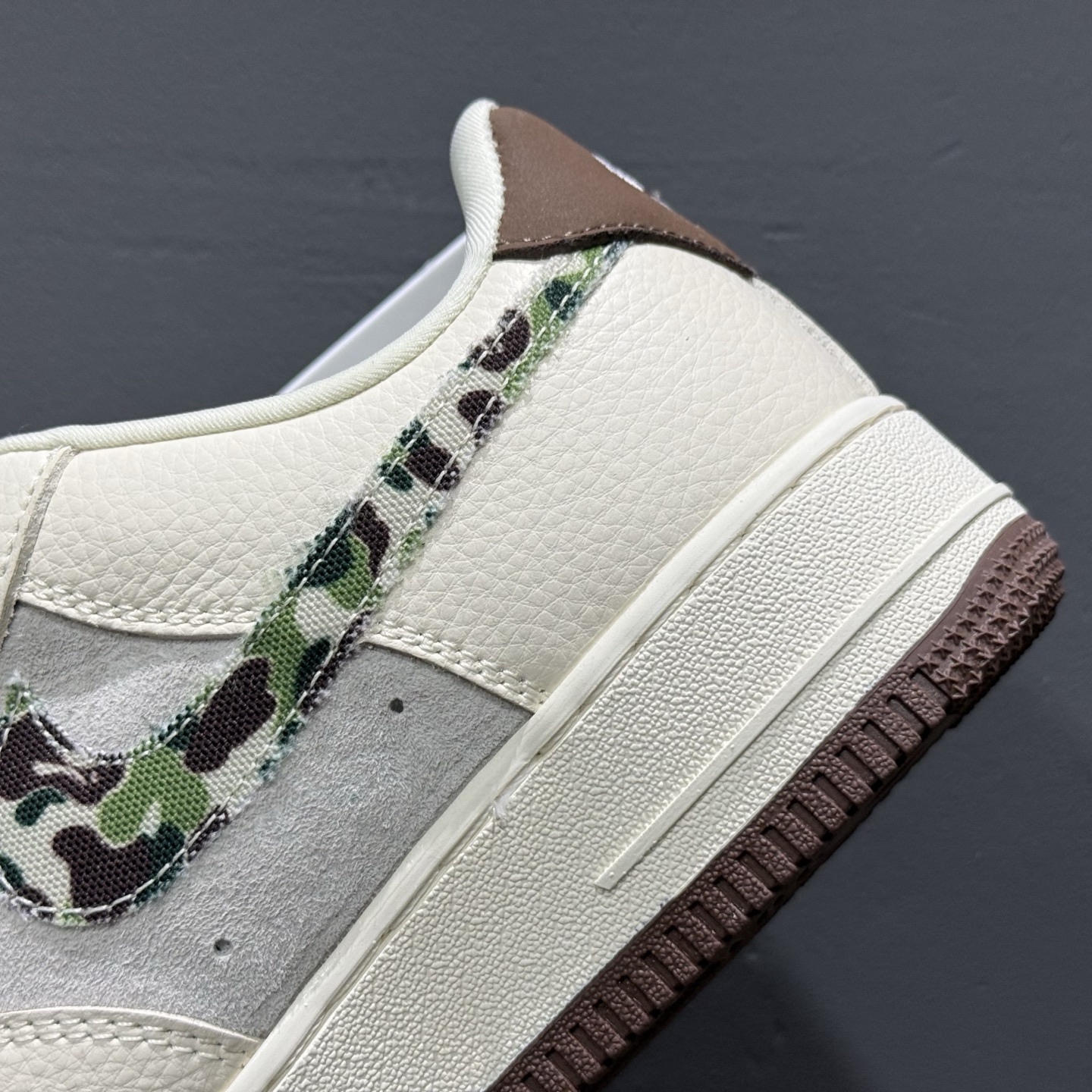 Nk Air Force 1'07 Low Bape联名 迷彩勾米粽 空军一号低帮休闲板鞋 DF0188-030