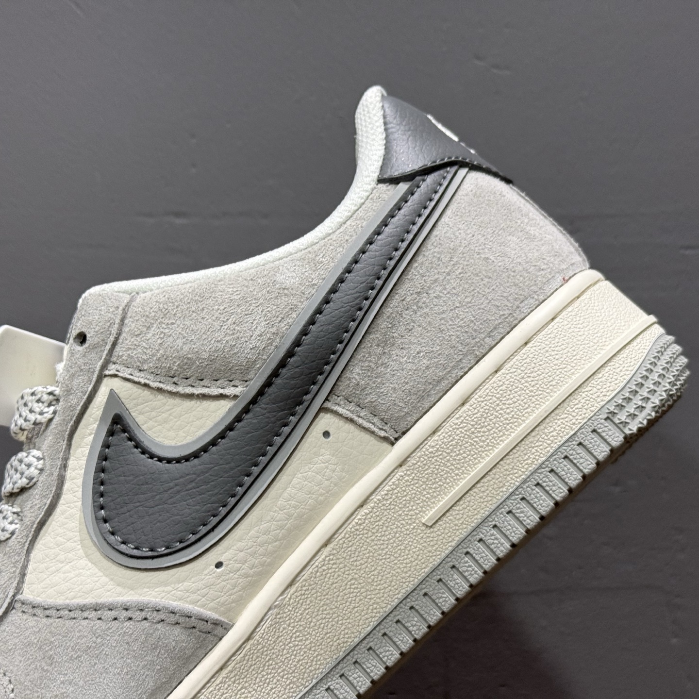 Nk Air Force 1'07 Low 北面联名 百搭米灰 空军一号低帮休闲板鞋 XZ6188-760