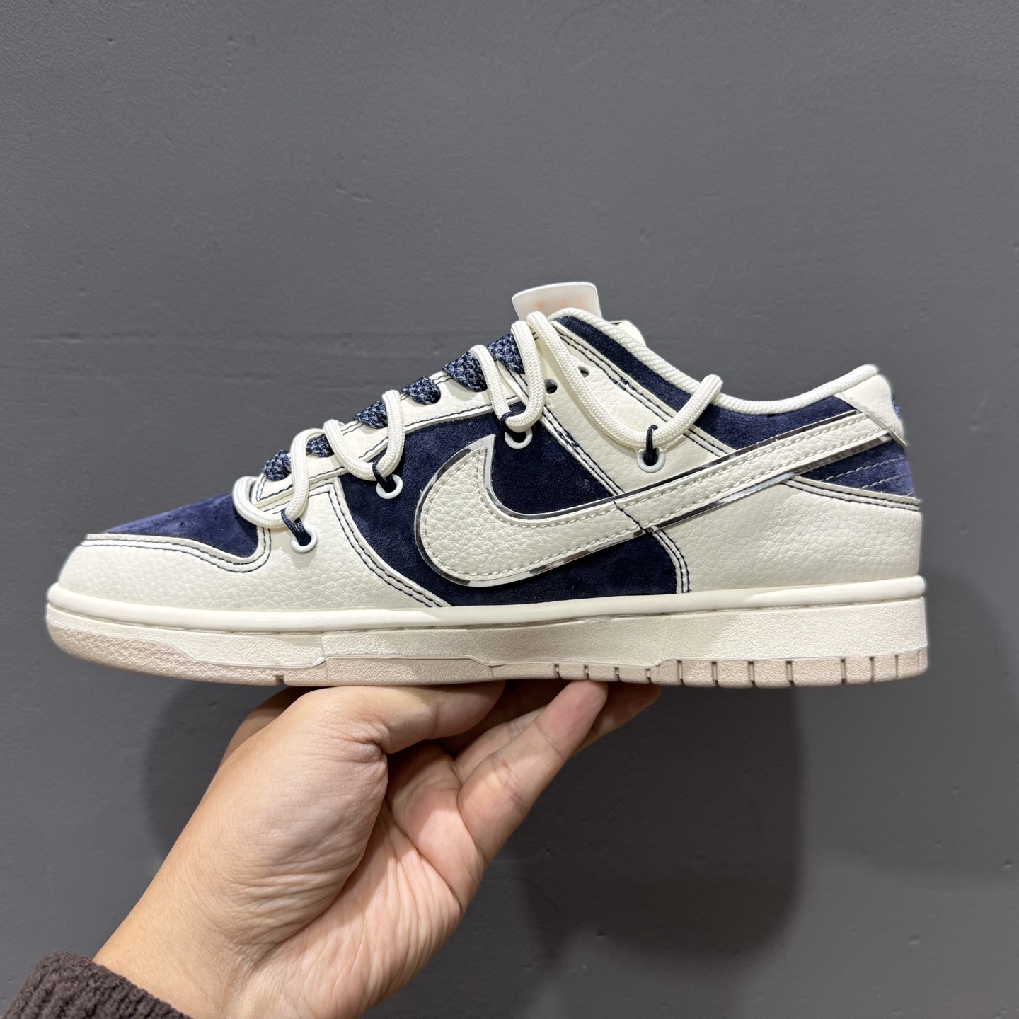 260 # #SB Duck low迪奥联名“绑带-米白蓝灰配色高奢定制款” XS1186-104