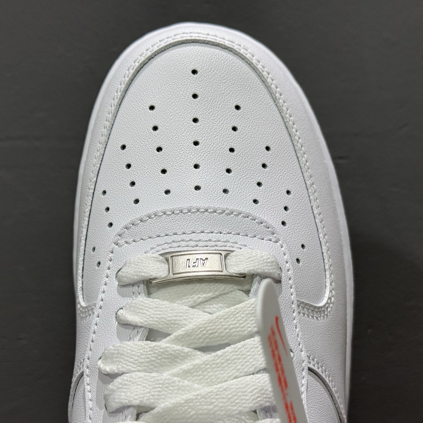Nk Air Force 1'07 Low 魔童哪吒 空军一号低帮休闲板鞋 CW2288-111