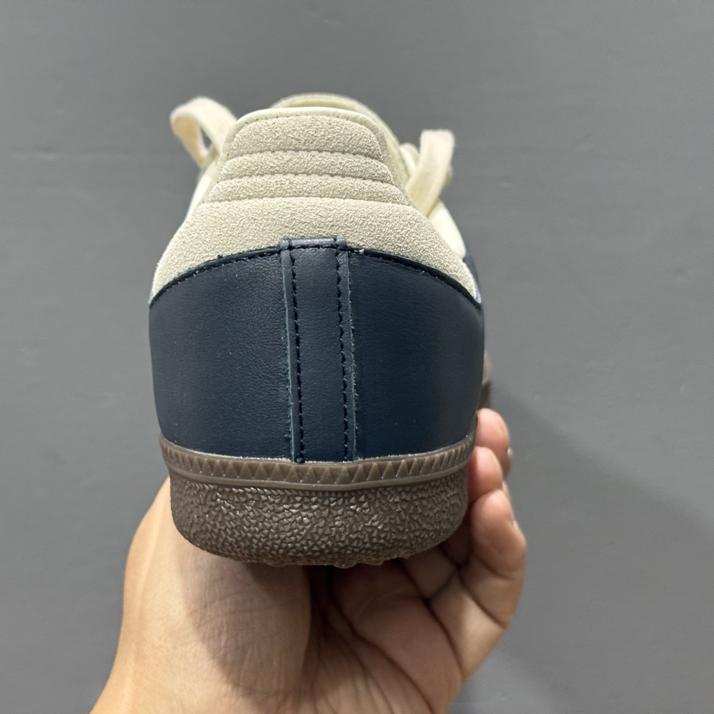 Adidas Samba 复古桑巴板鞋 JI3217