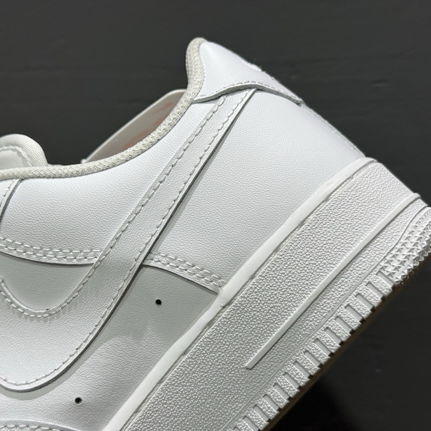 Nike Air Force 1 Low 魔童降世 CW2288-111