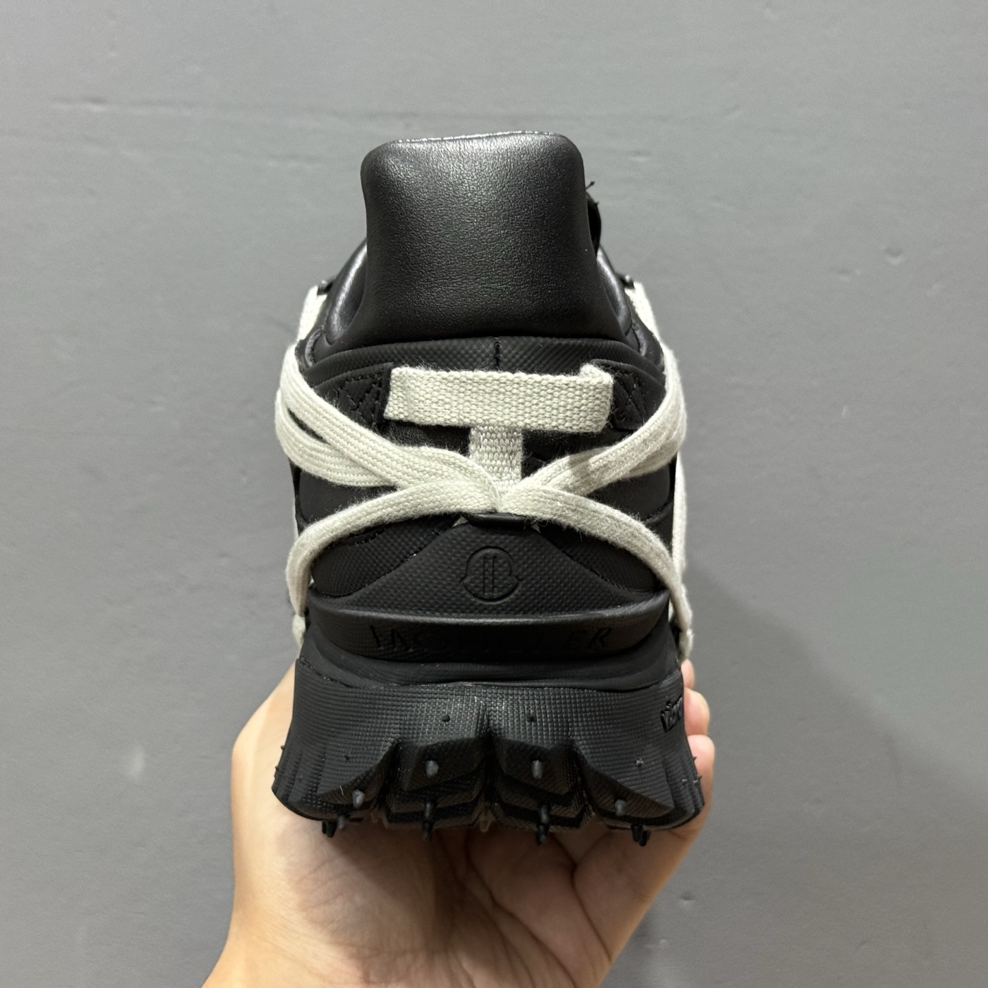 550 RICK OWENS x Moncler盟可睐 Trailgrip 联名款 牛皮 圆头系带 低帮 生活休闲鞋