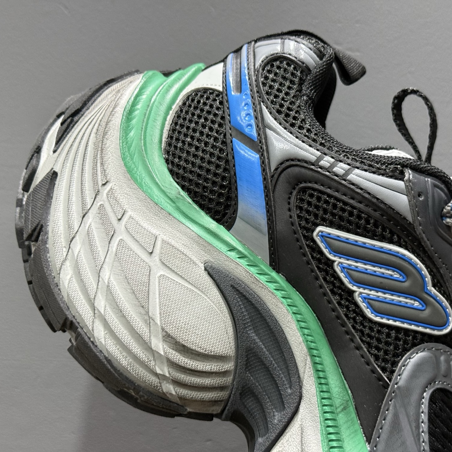 Balenciaga 巴黎世家 CARGO 圆头系带 巴黎十一代