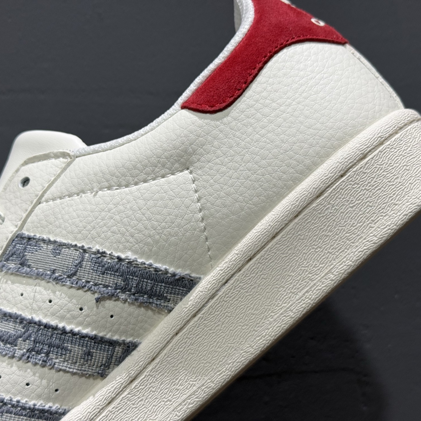 Adidas Originals Superstar 2025全新版本 贝壳头Dior联名 BZ2506