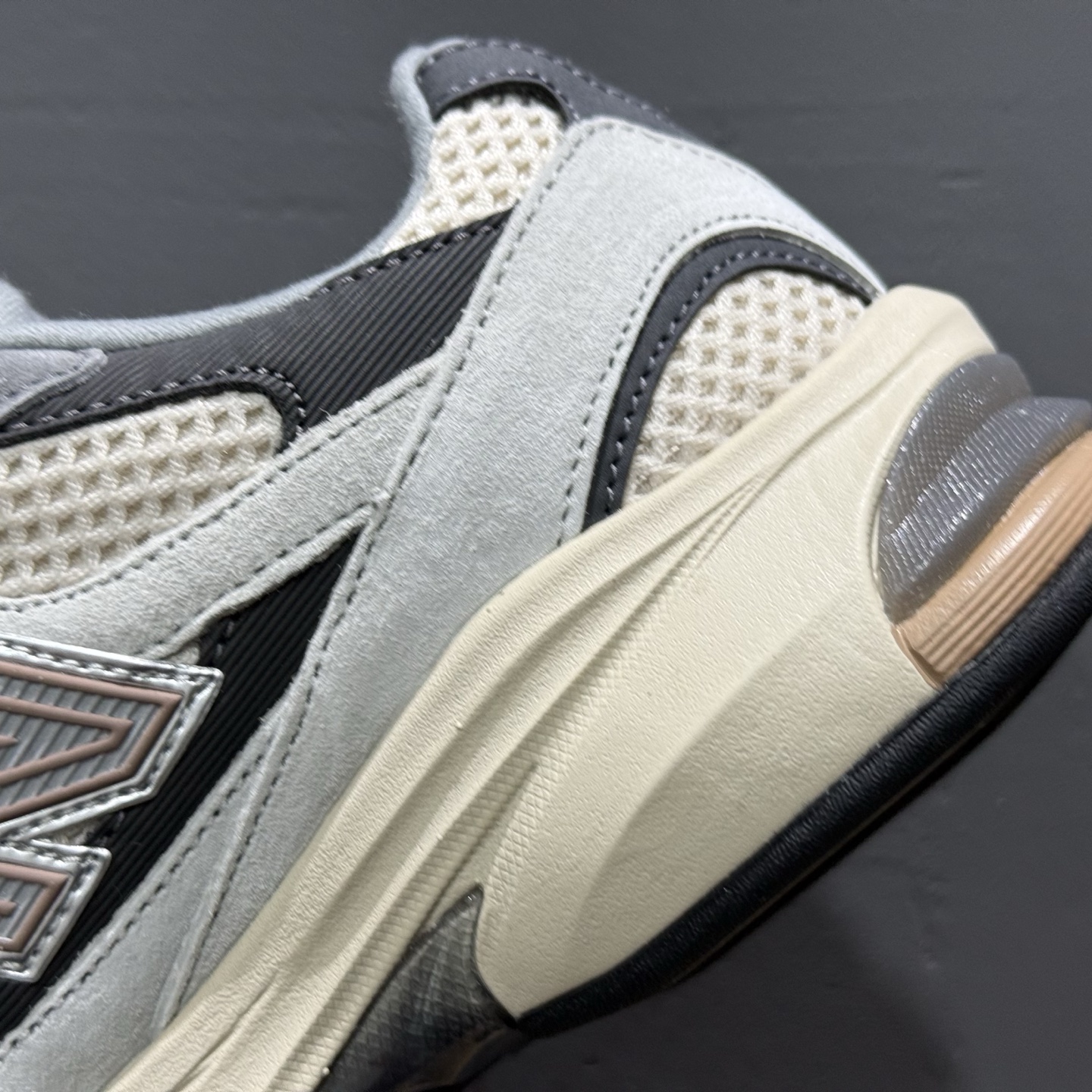 纯原 New Balance 2010系列 复古休闲跑步鞋 M2010GRY