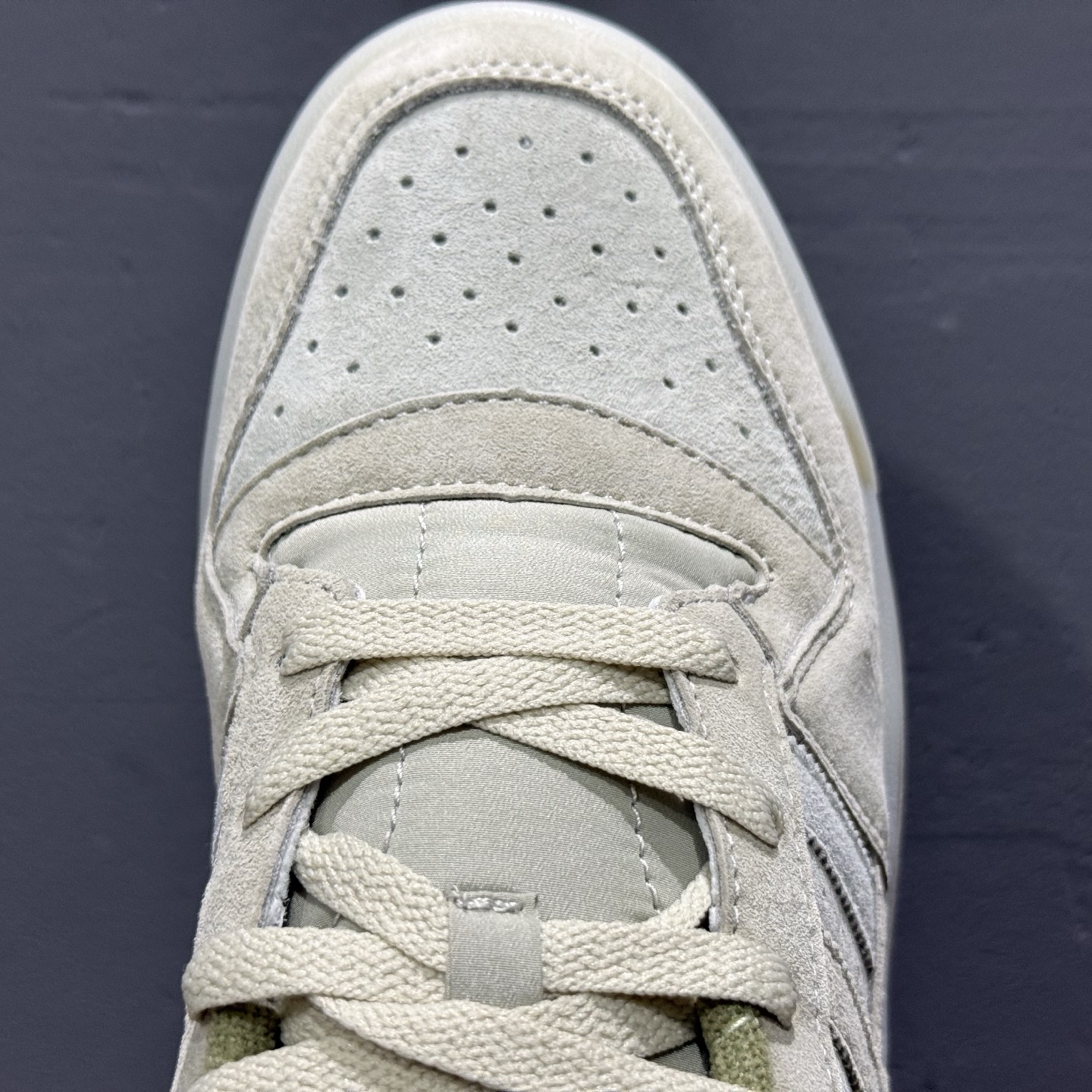 海外渠道版 原盒原标 Adidas Forum LOW CL 三叶草低邦 经典魔术贴复古板鞋 JQ9144