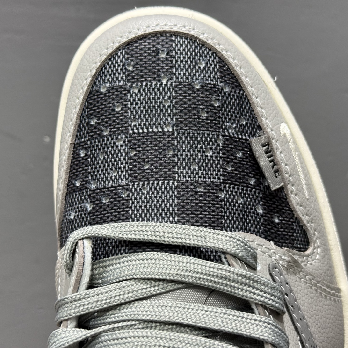 Fragment x Travis Scott xDior Air Jordan 1 Low 三方联名倒钩 XS2024-003