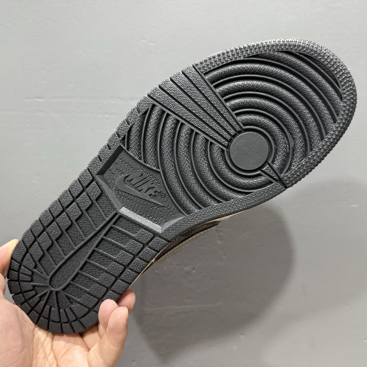Fragment x Travis Scott xDior Air Jordan 1 Low 三方联名倒钩 XS2024-003
