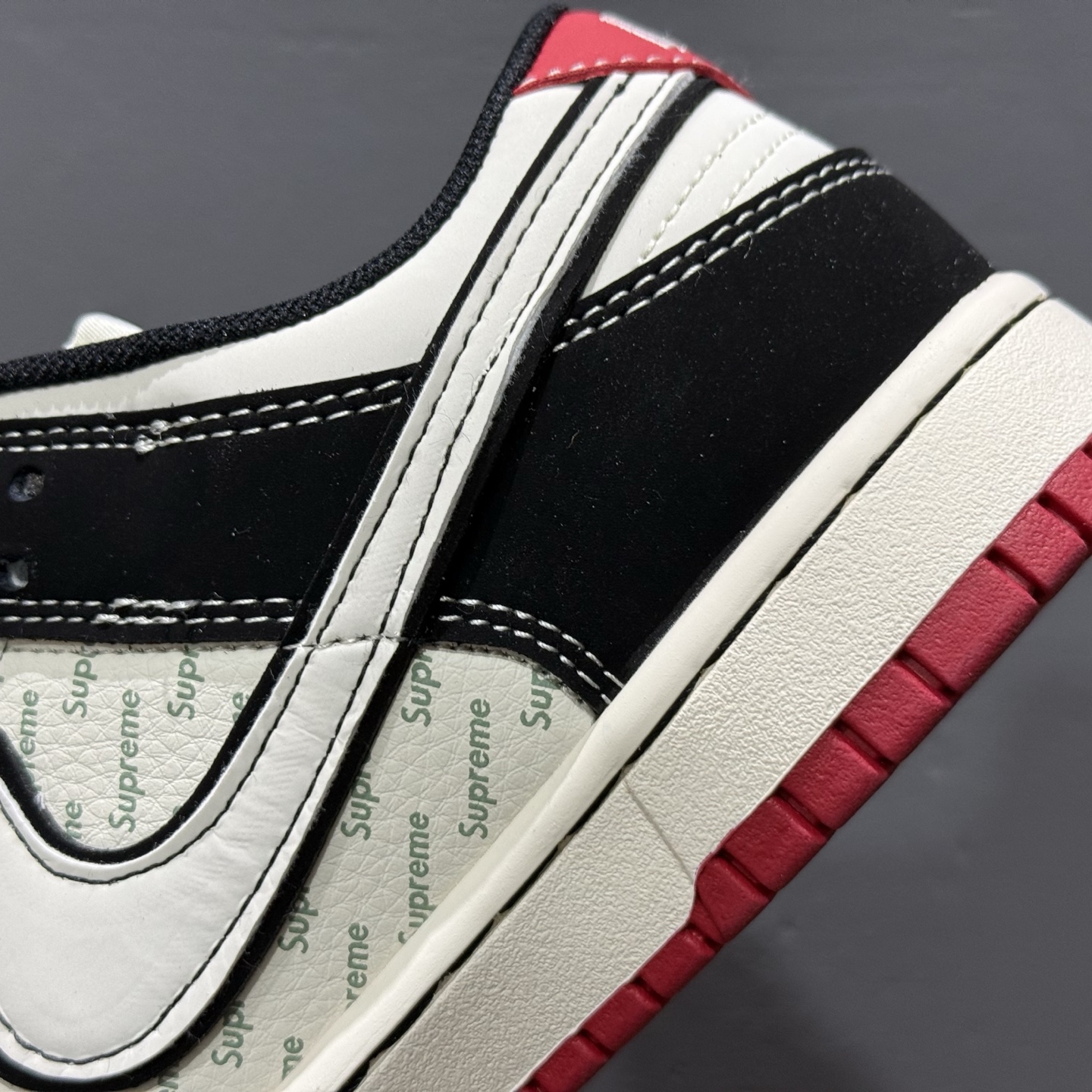 Nike SB Dunk Low Supreme联名 XS6089-504