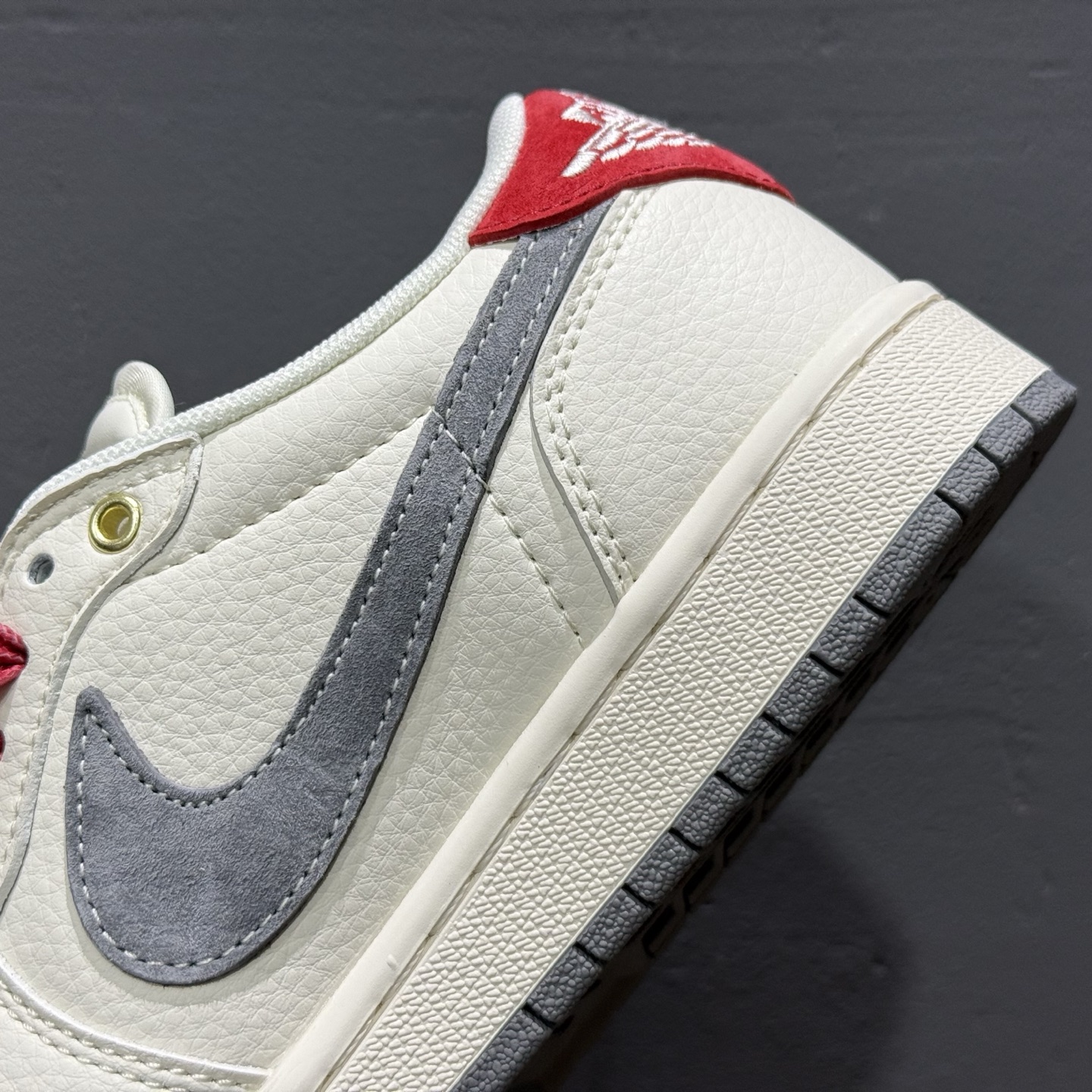 Fragment x Travis Scott x 北面 Air Jordan 1 Low 三方联名倒钩 FC1688-212