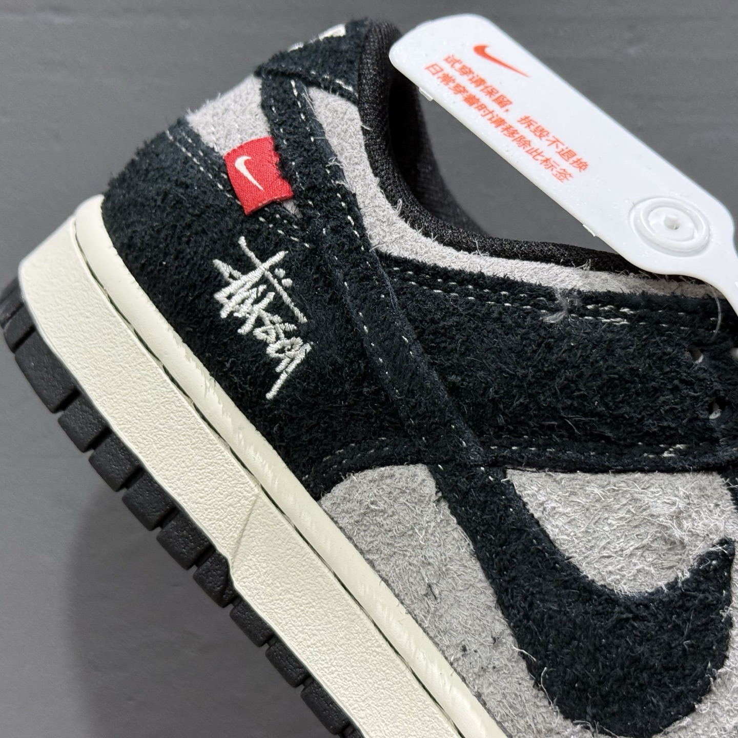 XC版 Nike SB Dunk Low x GUCCI 古驰联名-米灰黑 MM1089-028