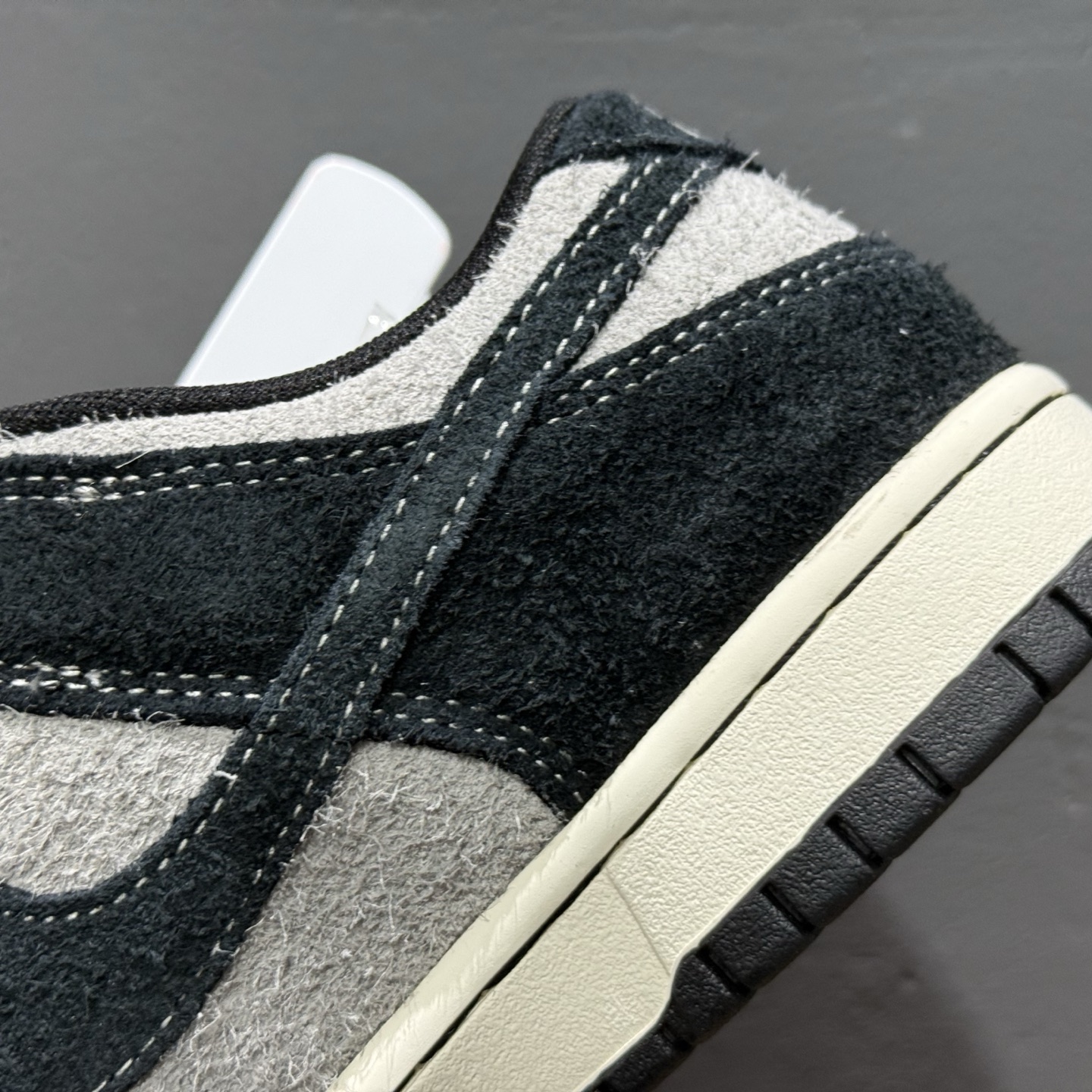 XC版 Nike SB Dunk Low x GUCCI 古驰联名-米灰黑 MM1089-028