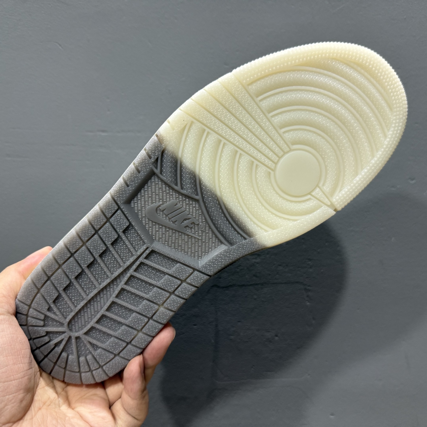 XC版 Fragment x Travis Scott x Supreme Air Jordan 1 Low 三方联名倒钩 JH6088-607