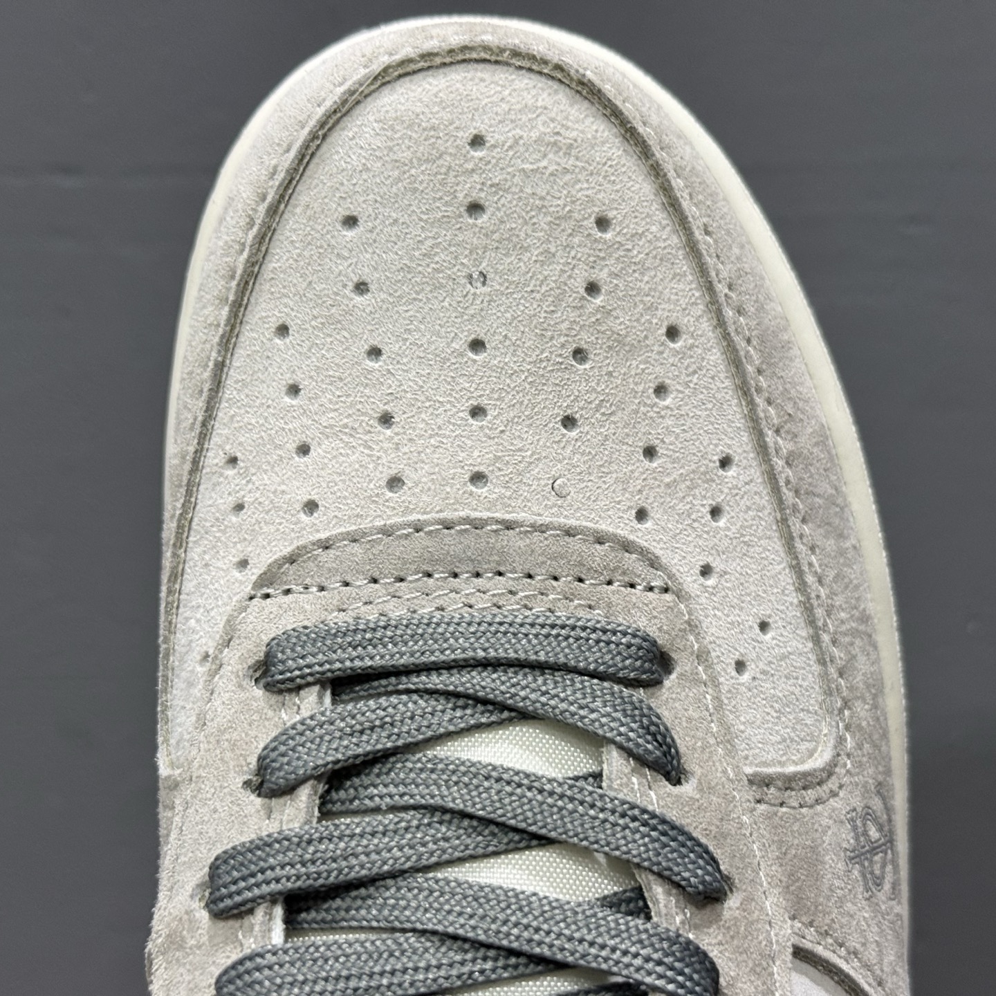 Nk Air Force 1'07 Low 暴力熊联名 灰刺绣勾 空军一号低帮休闲板鞋 KK1988-047