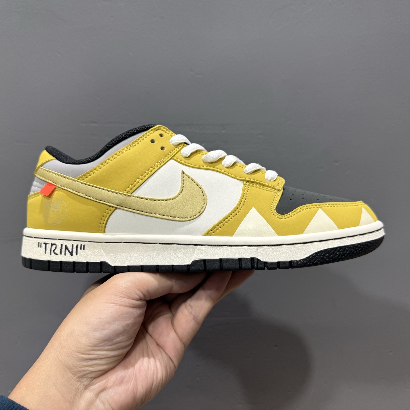 Nike Dunk Low 剑齿虎 ZZ1998-005