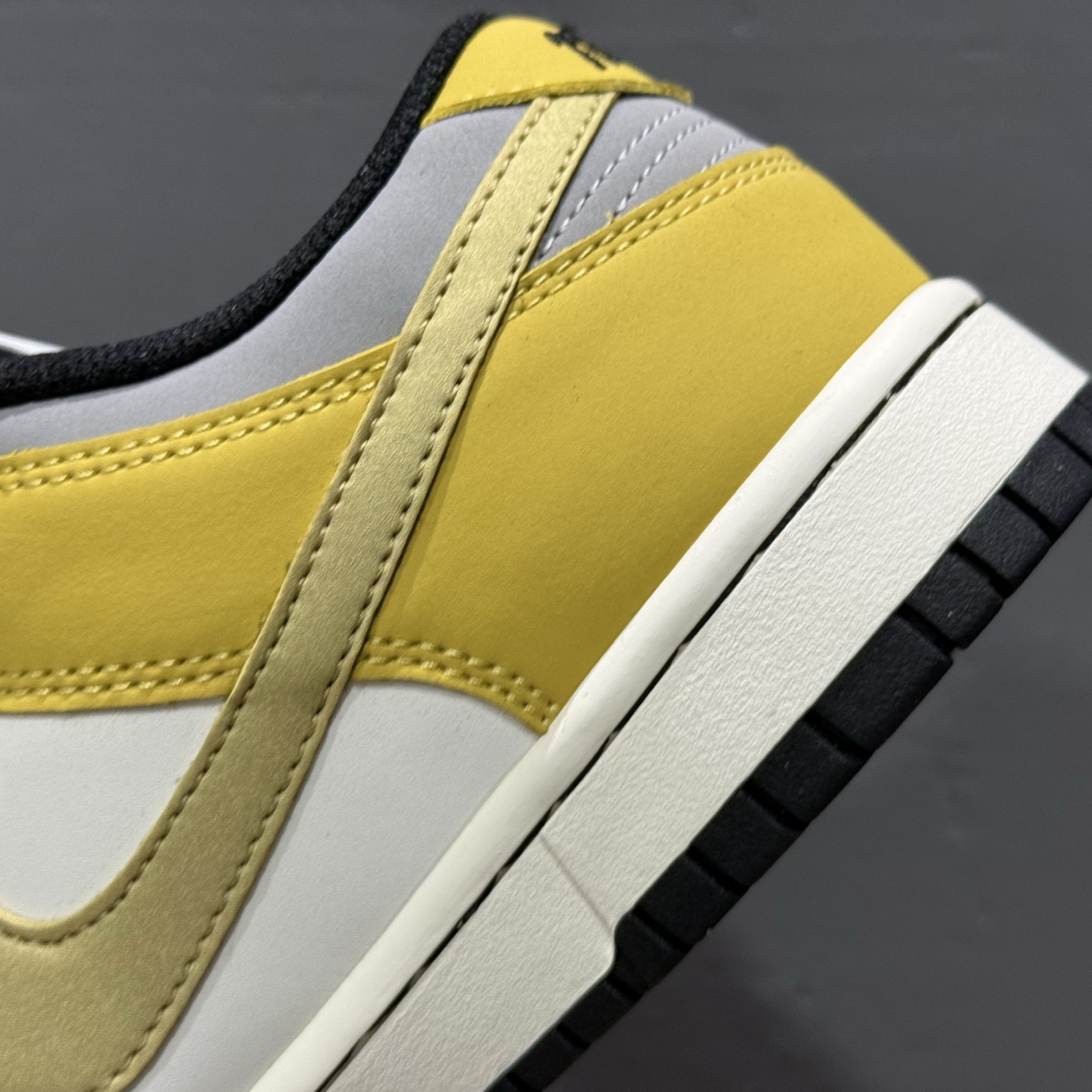 Nike Dunk Low 剑齿虎 ZZ1998-005