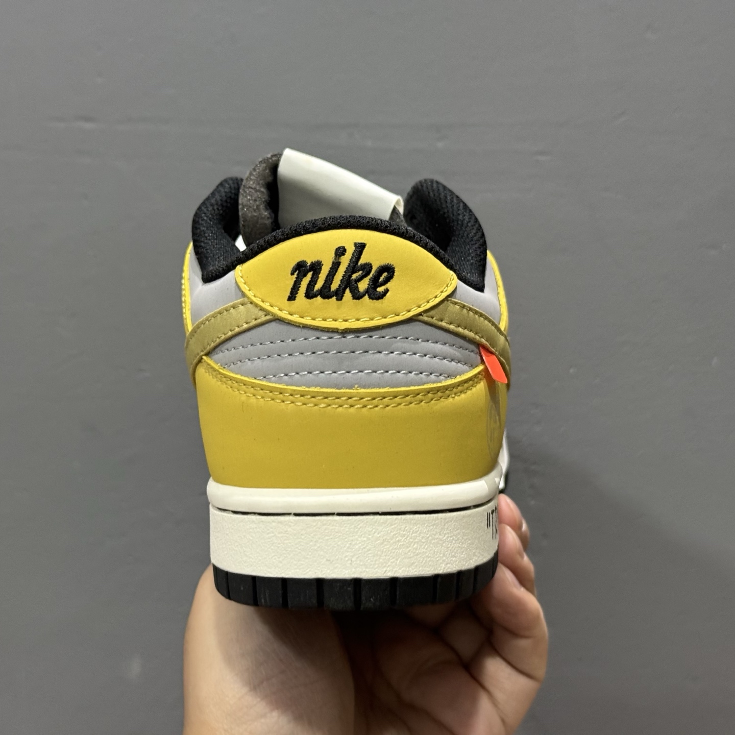 Nike Dunk Low 剑齿虎 ZZ1998-005