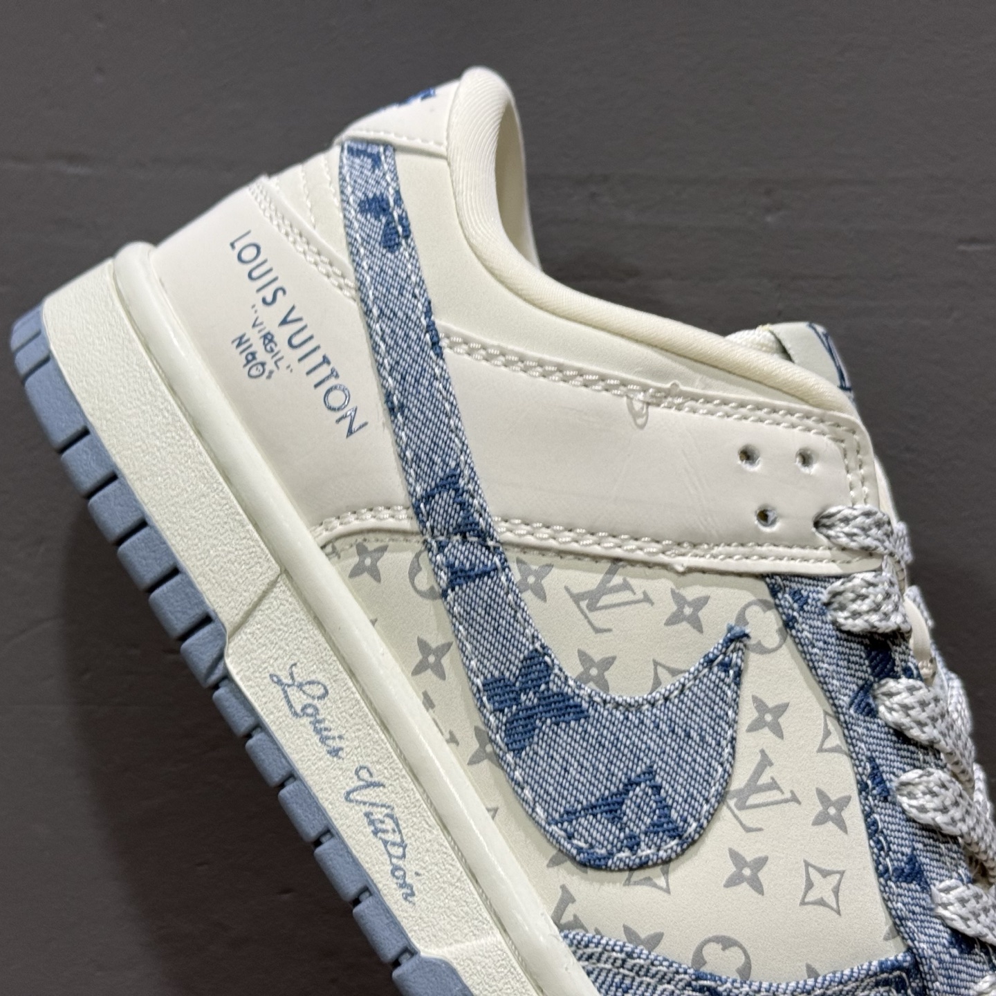 Nk SB Dunk Low LV联名 淡蓝牛仔 低帮休闲板鞋 CH8311-237