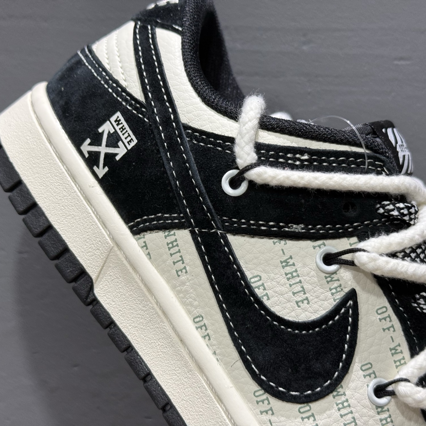 OFF-WHITE x Nike Dunk Low 绑带猪八弹幕黑勾 YX5066-226