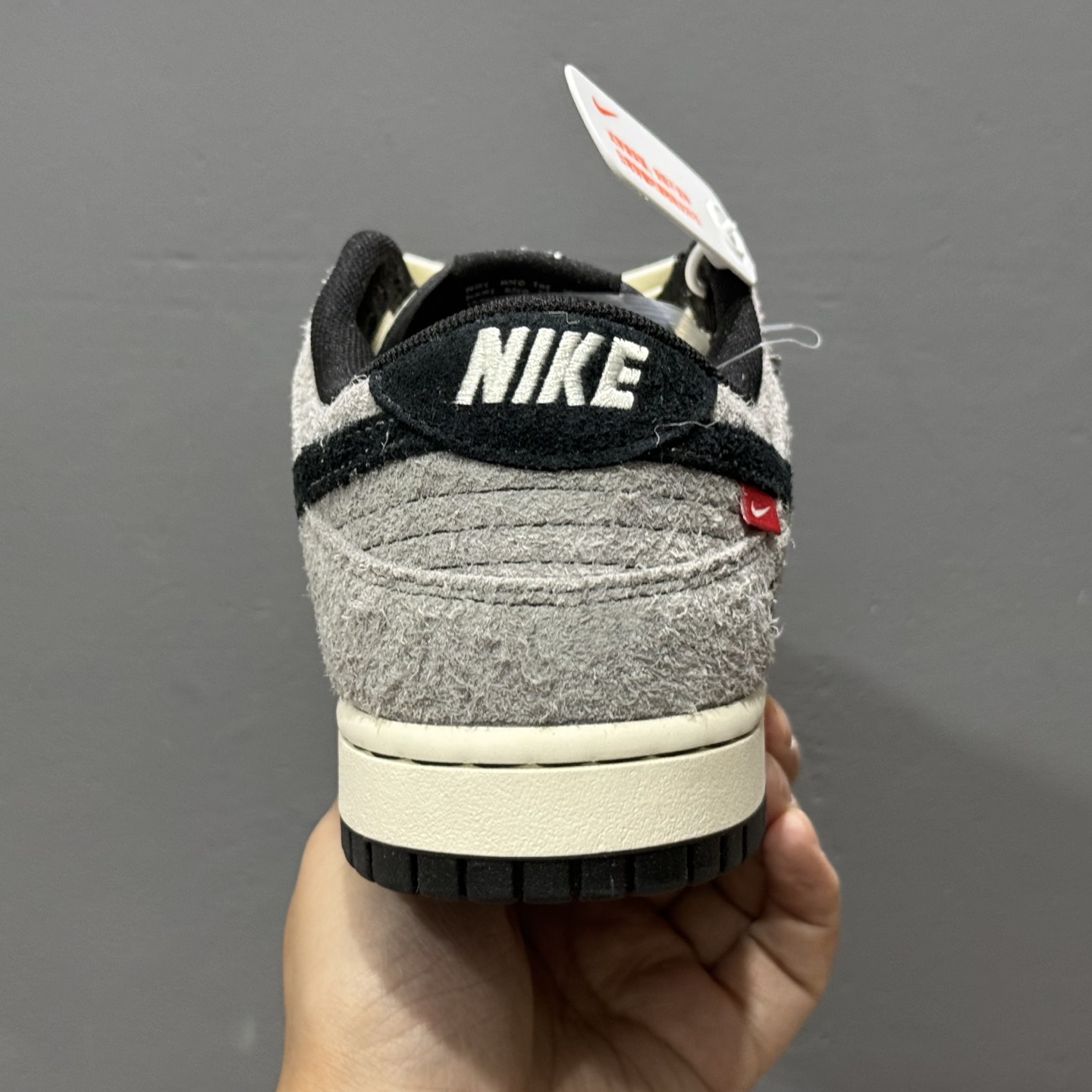 XC版 Nike SB Dunk Low x Stussy 翻毛灰黑小钩 MM1089-027
