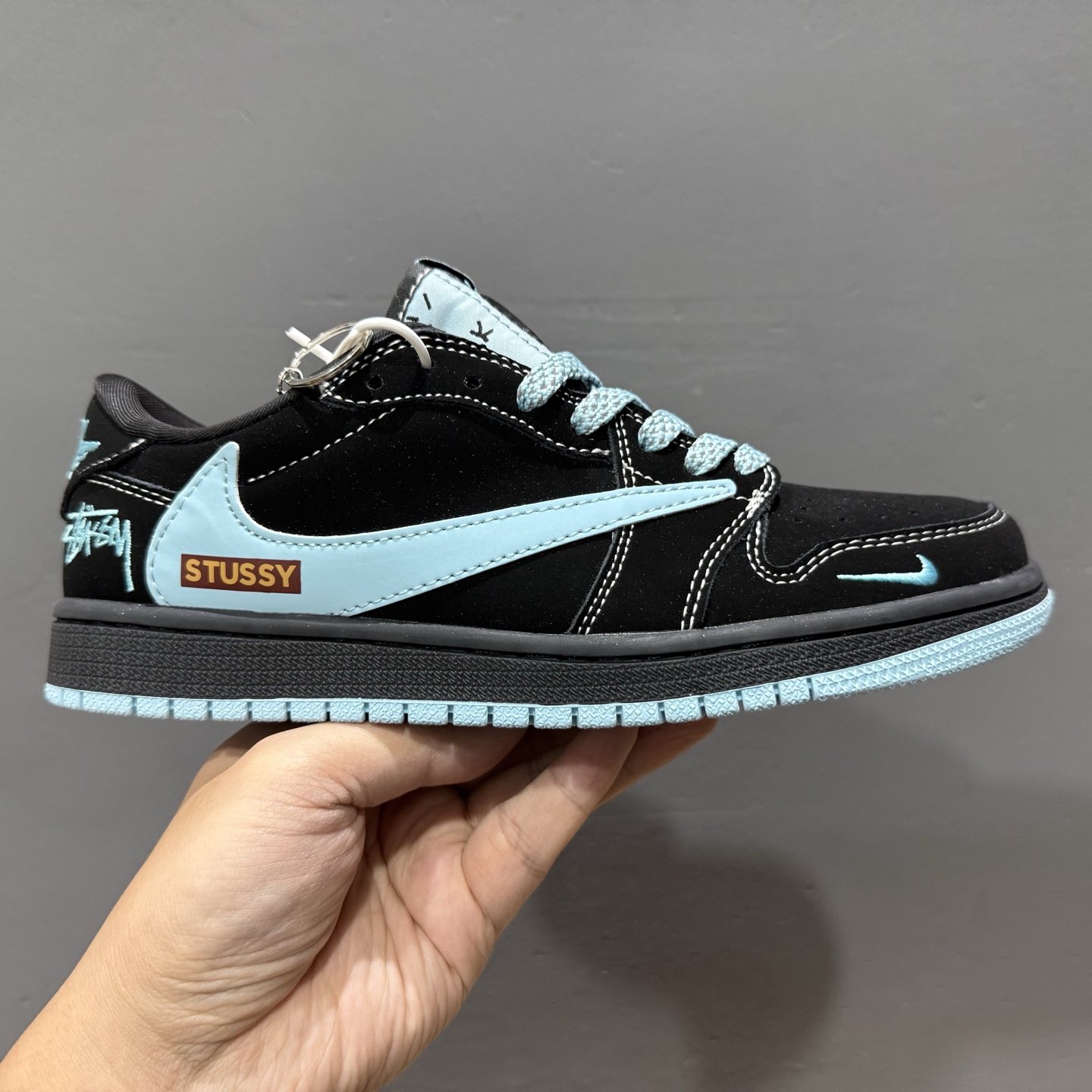 Stussy x Air Jordan 1 黑蒂芙尼 XS2024-008