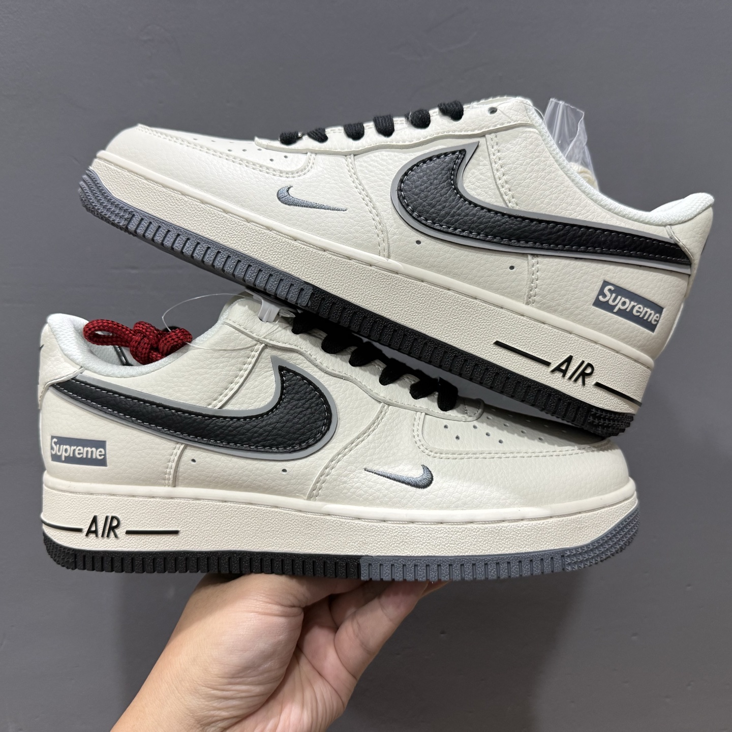 Nk Air Force 1'07 Low Supreme联名 双拼米白 空军一号低帮休闲板鞋 XZ6188-362