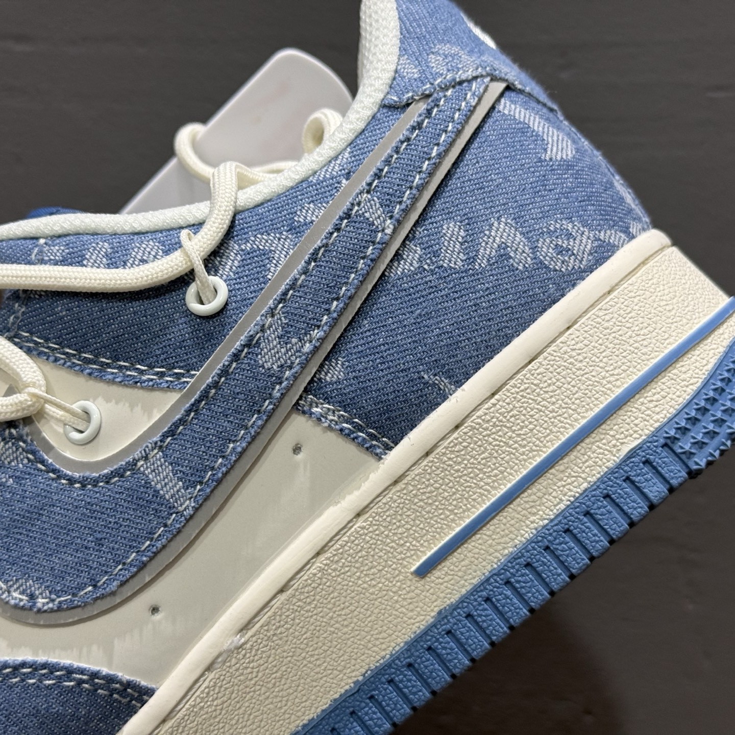 Nk Air Force 1'07 Low 李维斯联名 双拼牛仔抽绳 空军一号低帮休闲板鞋 SJ1198-001