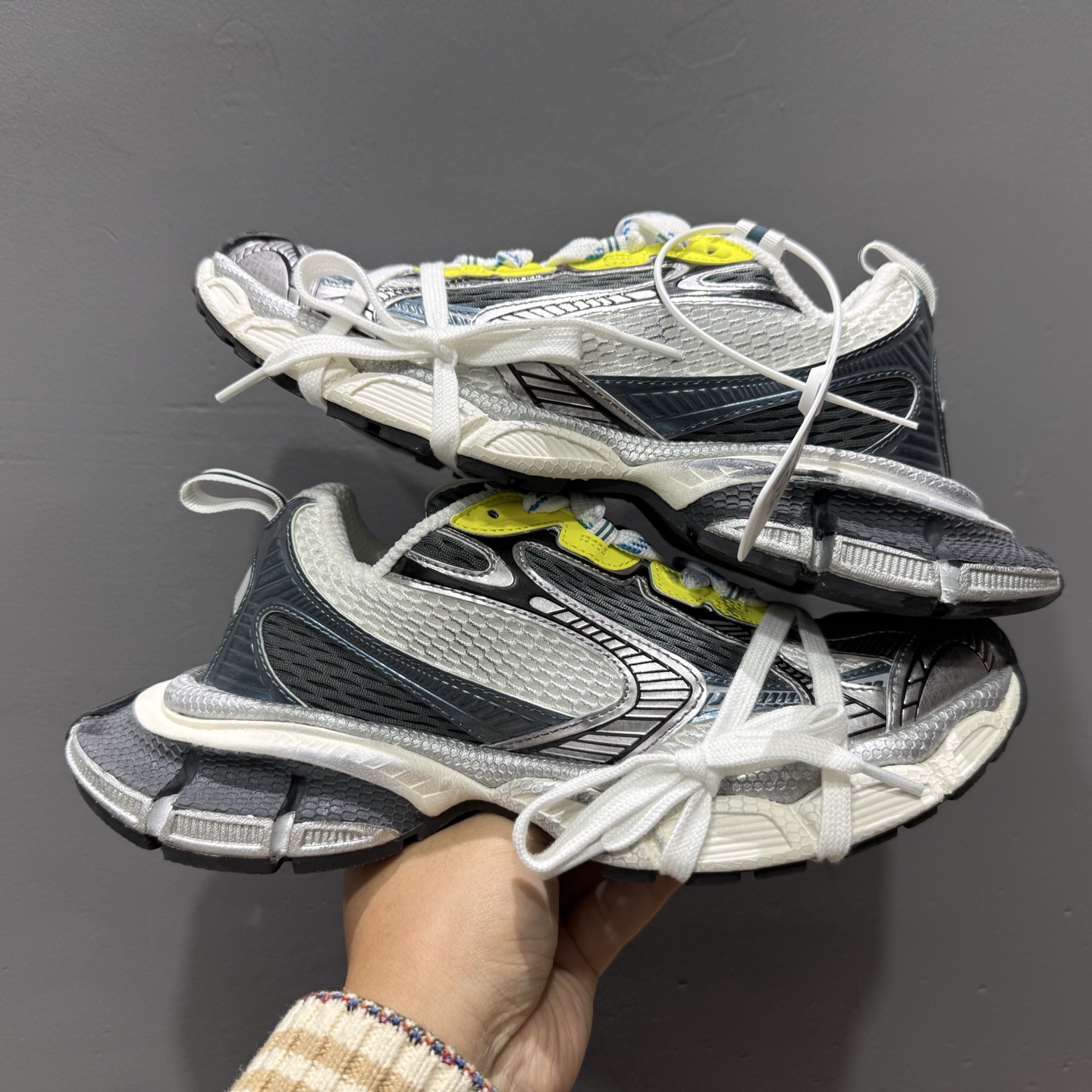 Balenciaga 巴黎世家 3XL 绑带款复古老爹鞋 巴黎世家十代 官方全套配件鞋盒 鞋带 防尘纸配套齐全