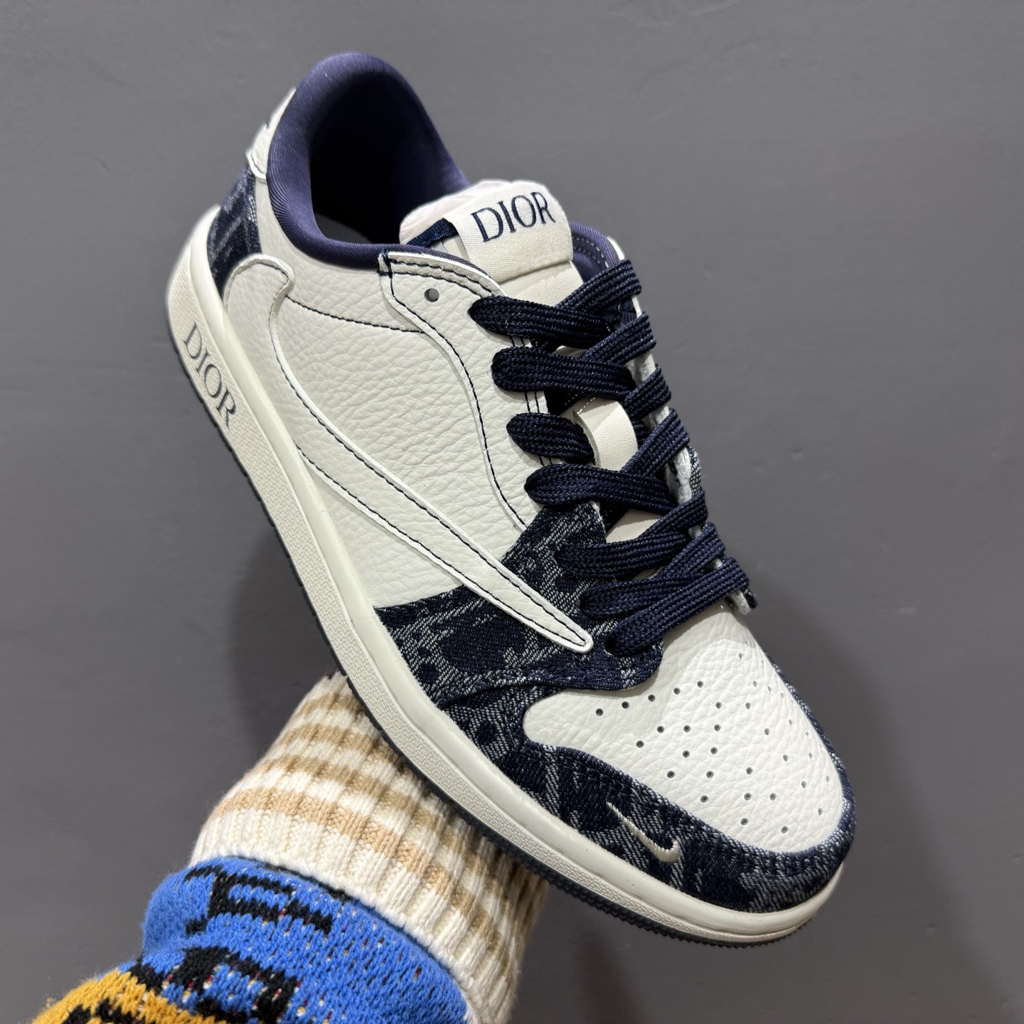 TS x Air Jordan AJ1 Low 倒钩低帮联名定制配色 CH6336-017
