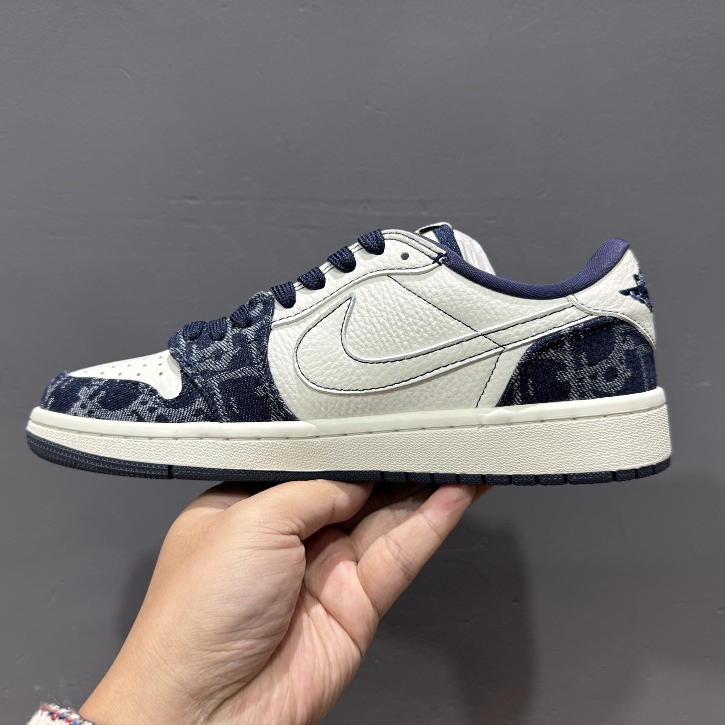 TS x Air Jordan AJ1 Low 倒钩低帮联名定制配色 CH6336-017