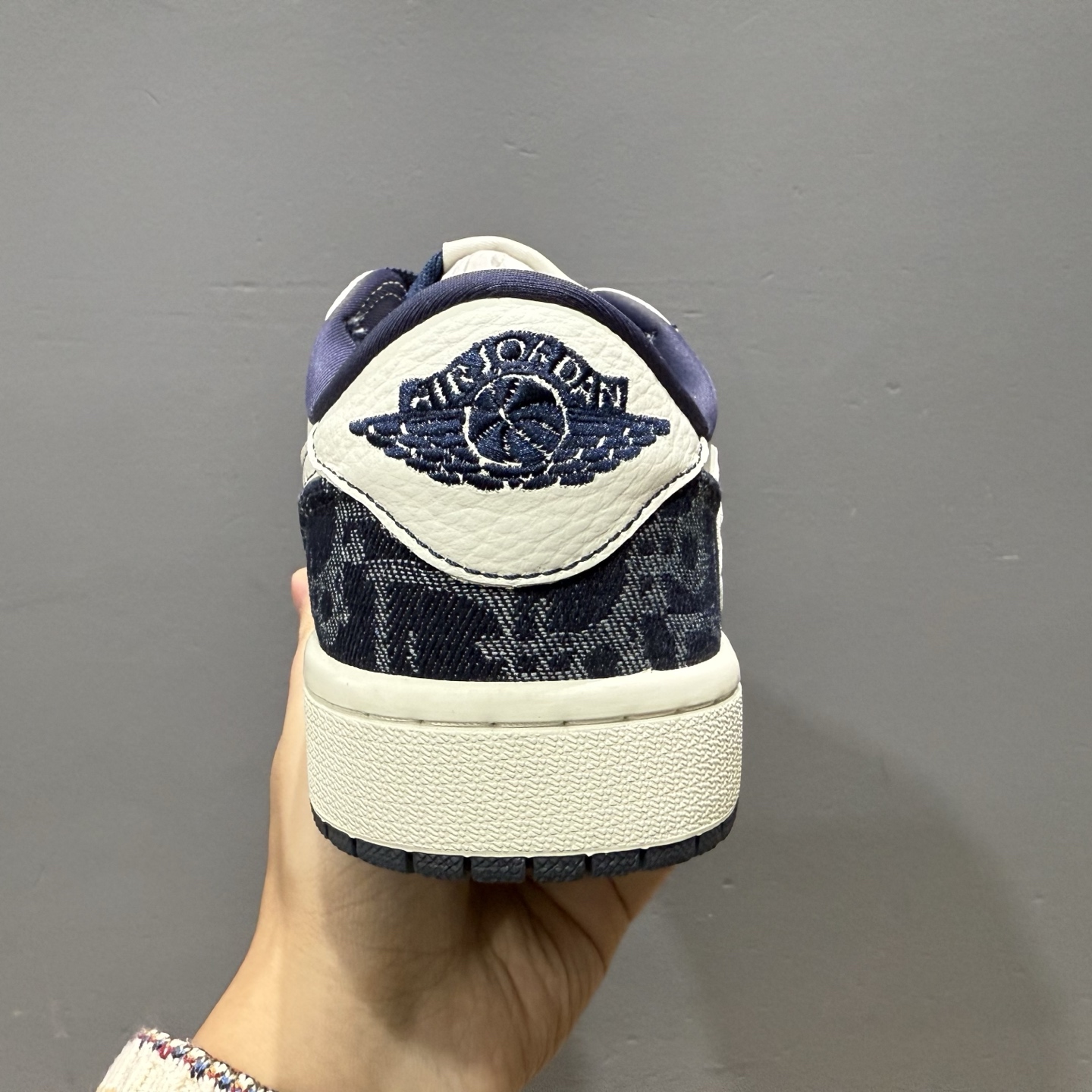 TS x Air Jordan AJ1 Low 倒钩低帮联名定制配色 CH6336-017