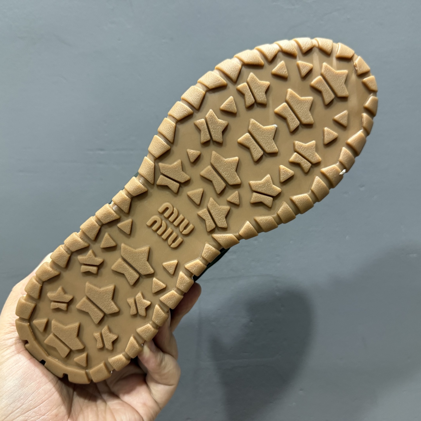 Miumiu 25ss Tyre系列春夏新款 饼干鞋 阿甘鞋休闲运动鞋Miumiu最新爆款