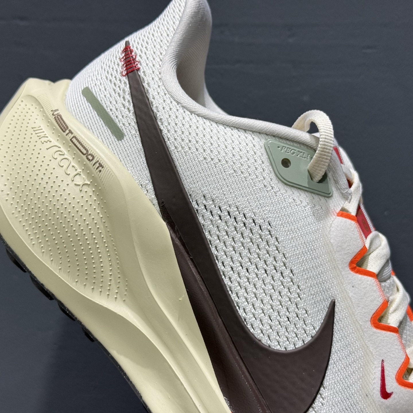 新版出货 纯原 NK NK Air Zoom pegasus 41 登月/飞马41代 网面跑步鞋 HV5975-102