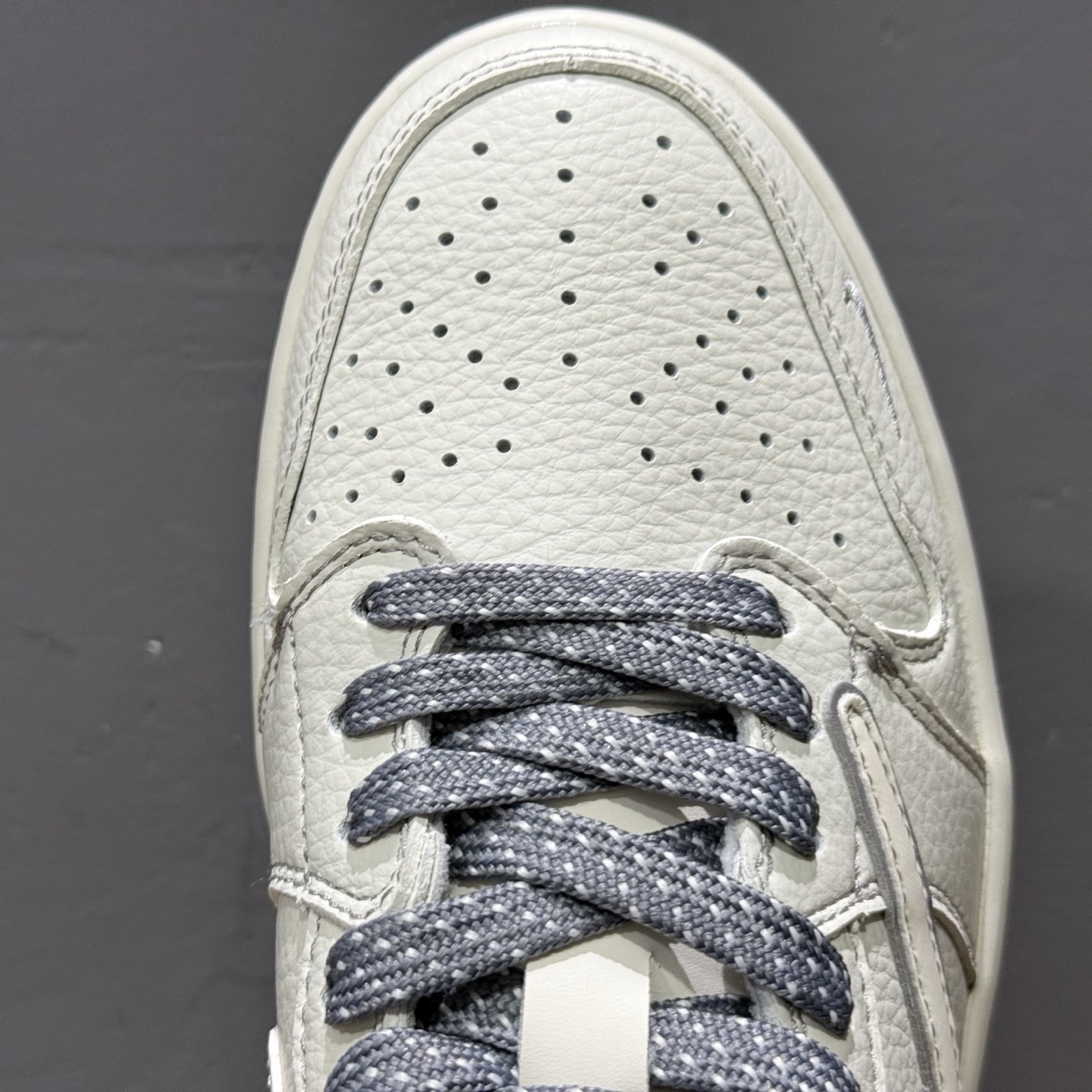 TS x Air Jordan AJ1 Low 倒钩低帮联名定制配色 CH6336-011