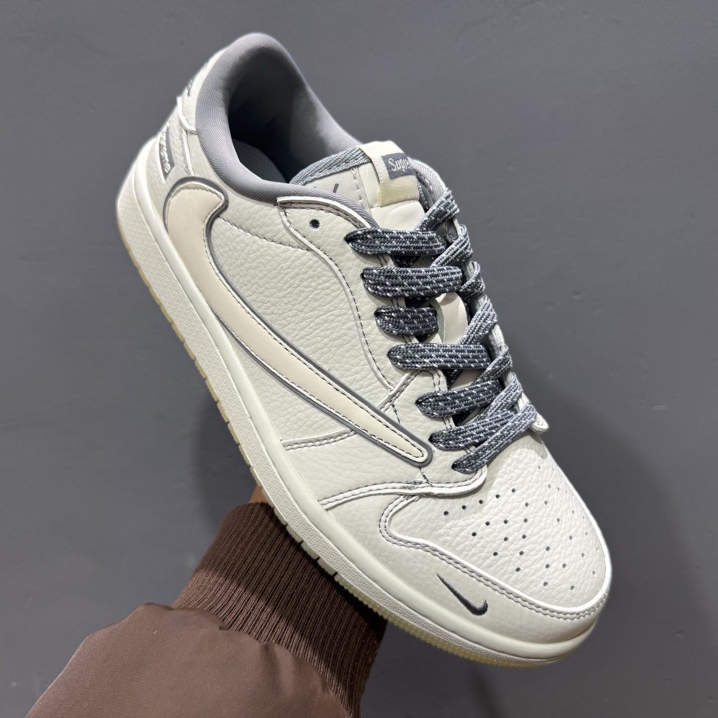 TS x Air Jordan AJ1 Low 倒钩低帮联名定制配色 CH6336-011