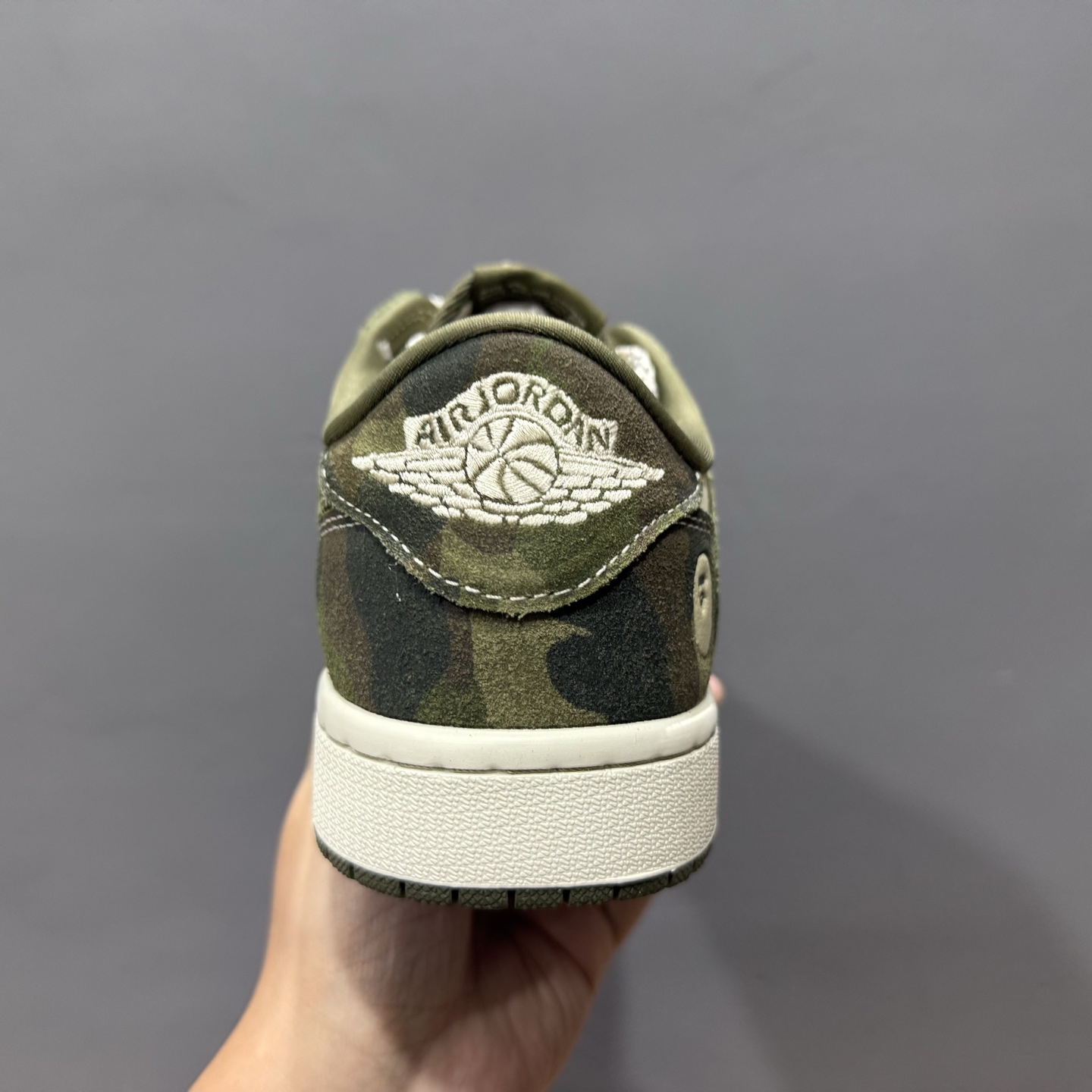 TS x Air Jordan AJ1 Low 倒钩低帮联名定制配色 CH6336-014