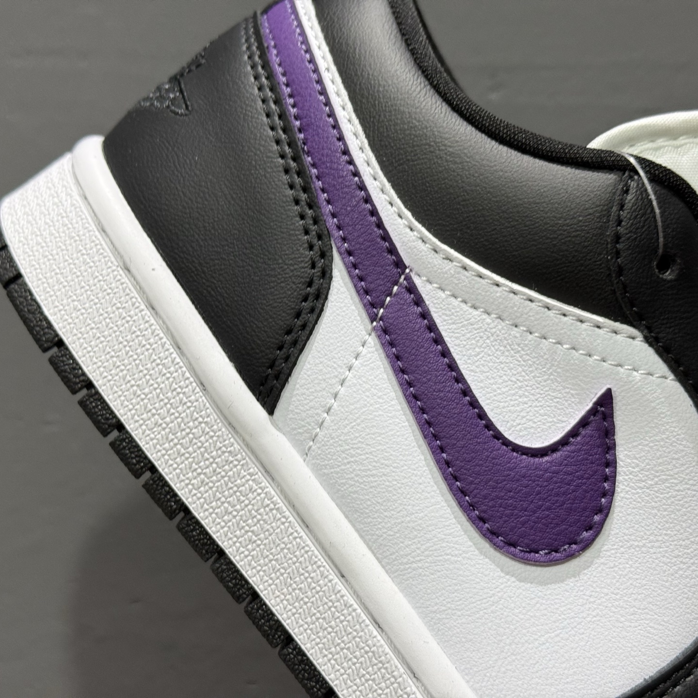 Air Jordan AJ1 Low 低帮 黑白紫 HJ5911-105