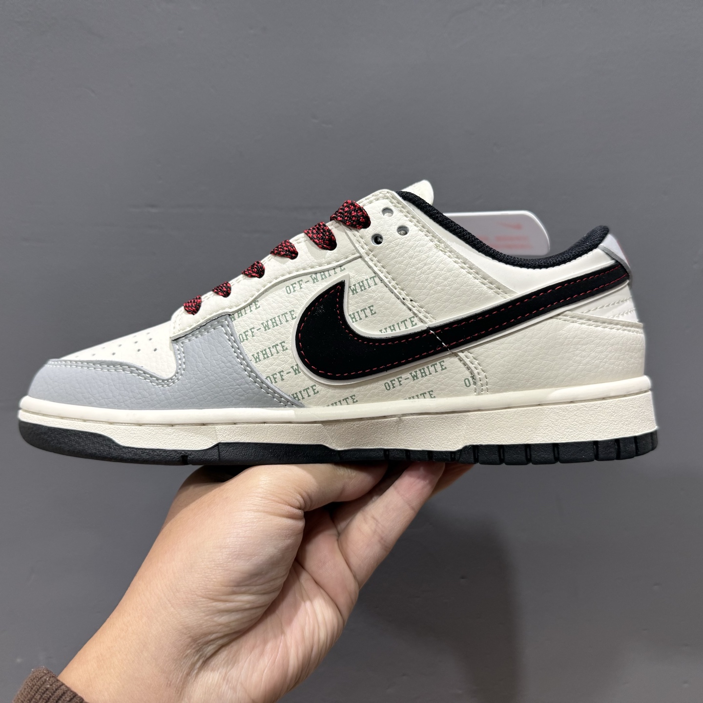 OFF-WHITE x Nike Dunk Low 双小勾米灰 XS6089-507