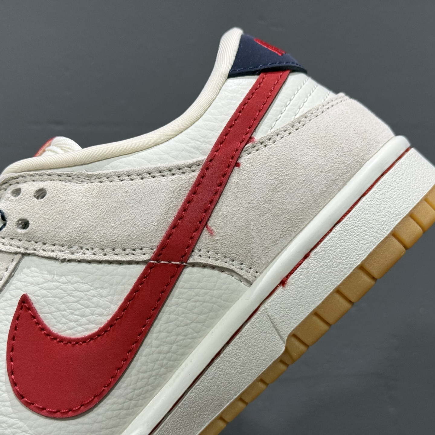 Nk SB Dunk Low X Bape 联名-猪八红勾 CH6336-228