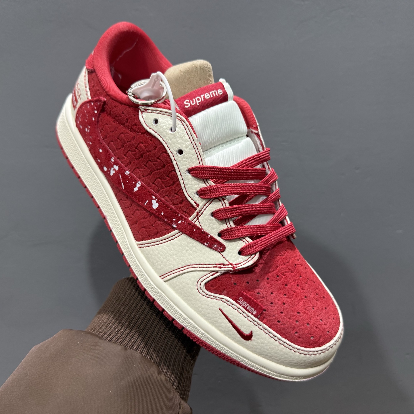 Supreme x Air Jordan 1 编织中国红 XS2024-040