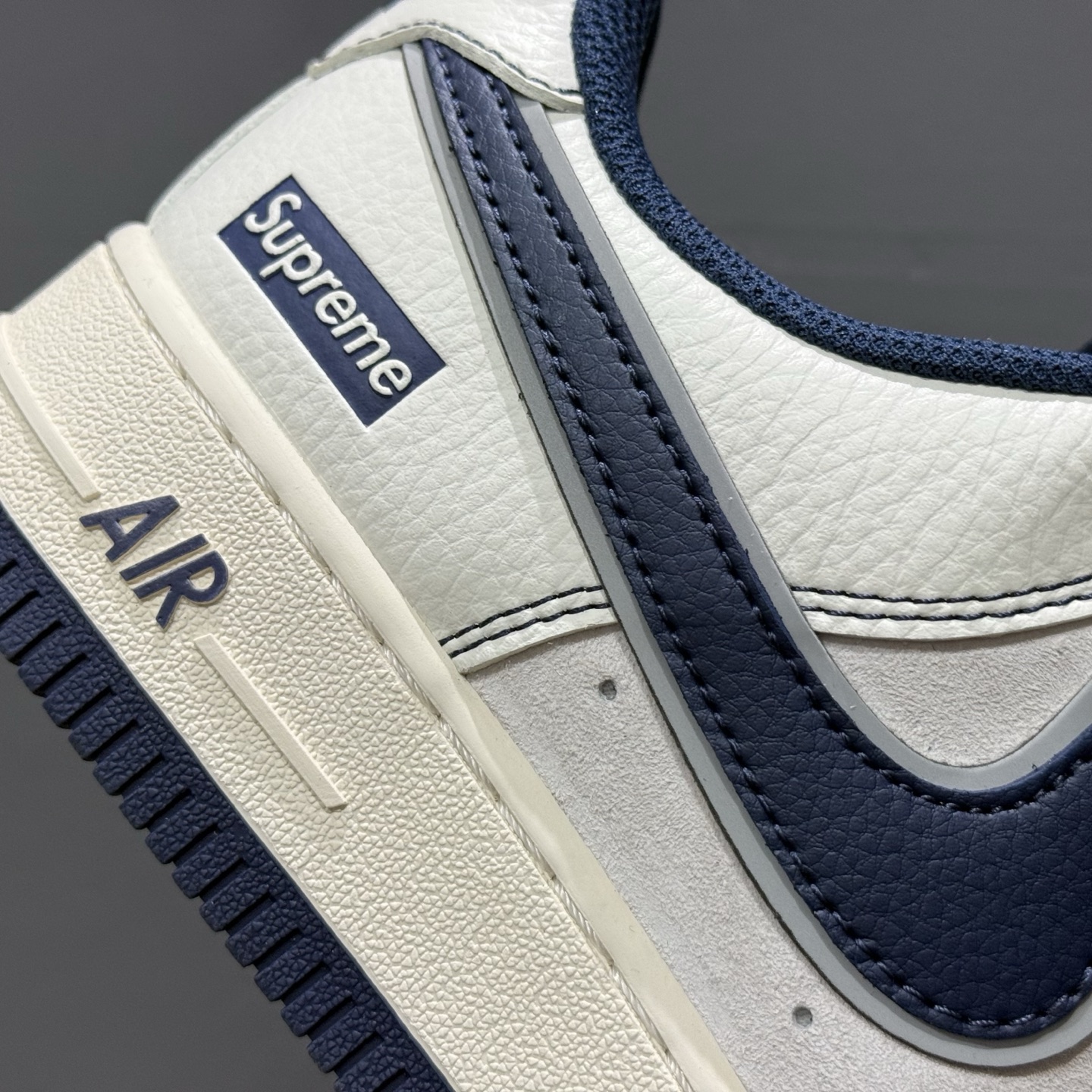 Nk Air Force 1'07 Low Supreme联名 深蓝线条 空军一号低帮休闲板鞋 XZ6188-019