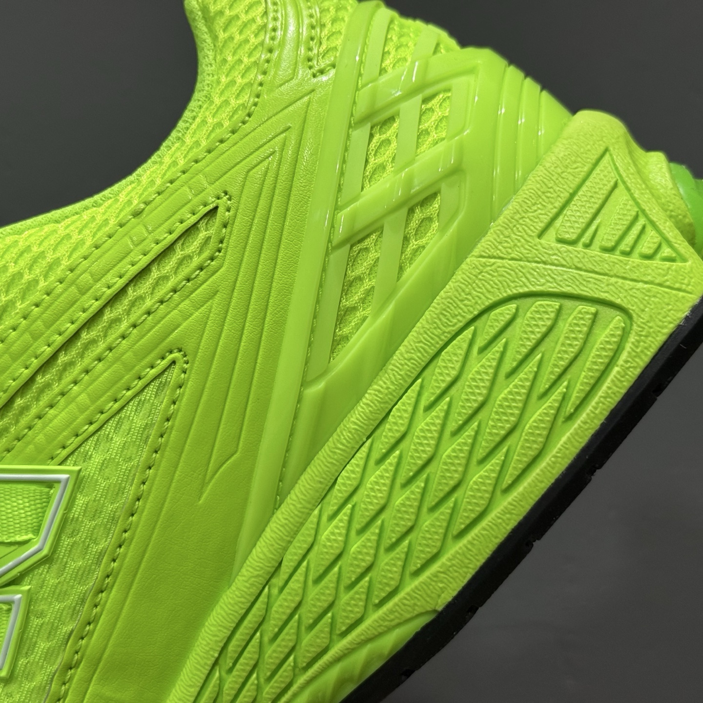 C版 New Balance 1906系列复古老爹风休闲运动慢跑鞋 M1906RAA