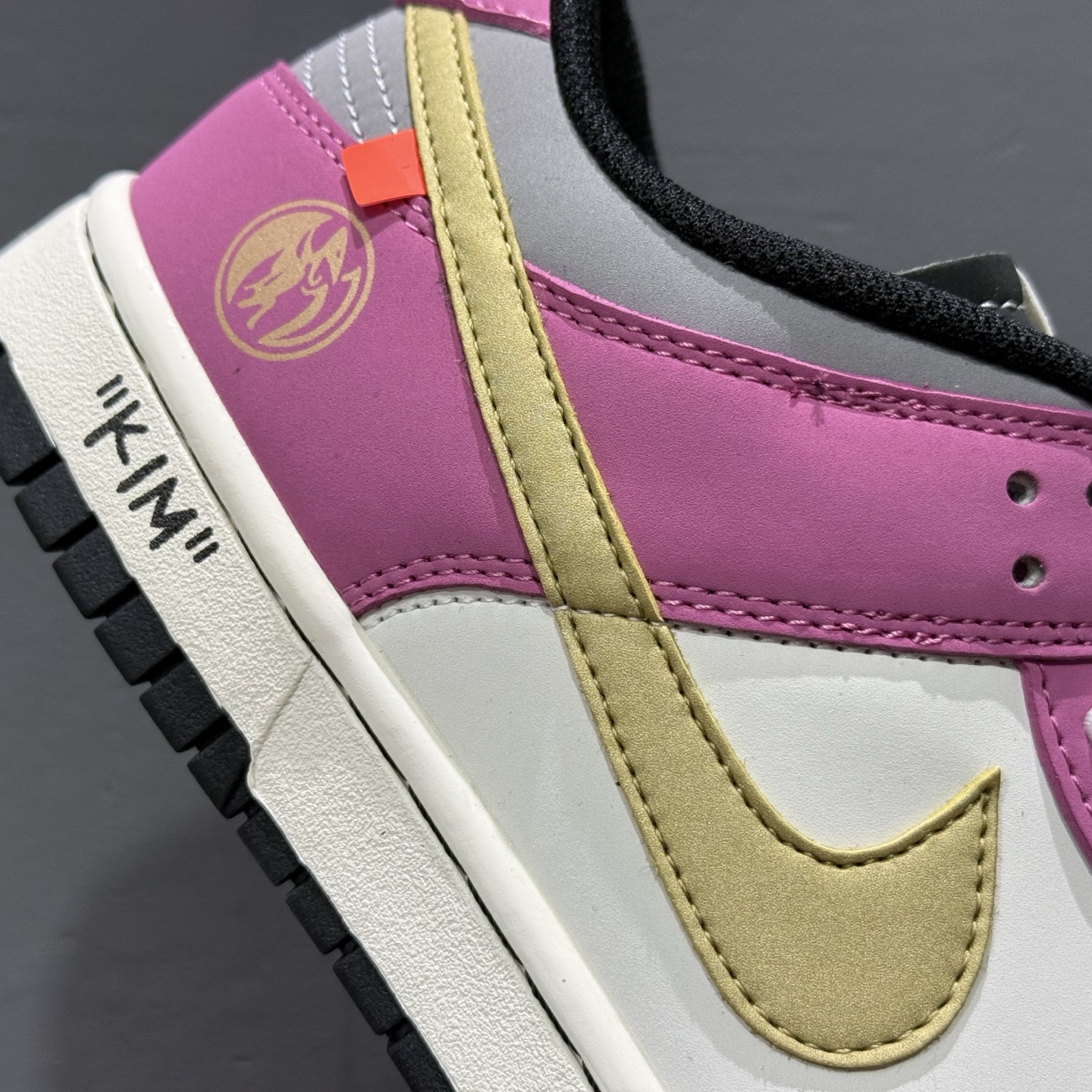 Nk SB Dunk Low 恐龙战队系列 翼手龙配色 周年高端定制 低帮休闲板鞋 ZZ1998-002