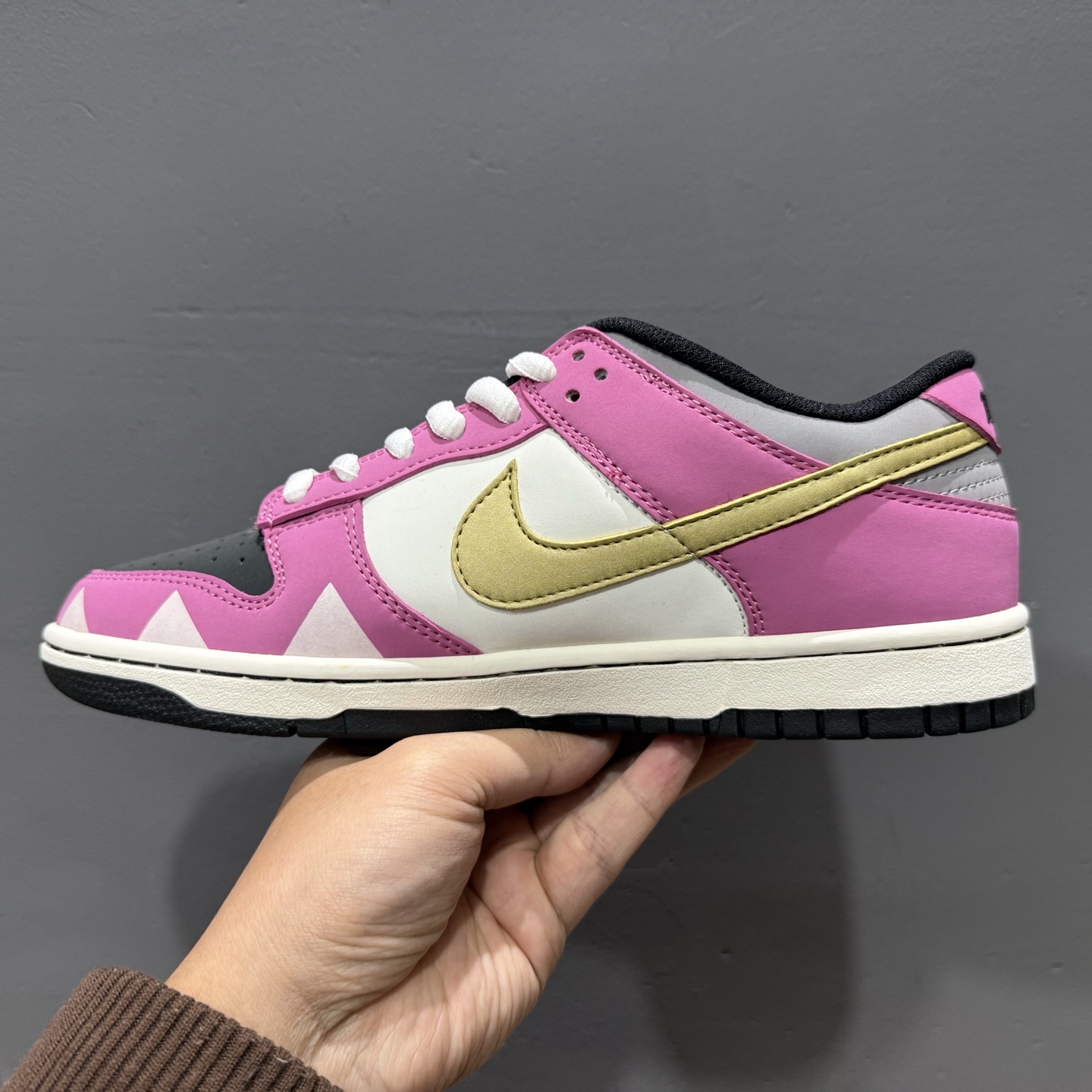 Nk SB Dunk Low 恐龙战队系列 翼手龙配色 周年高端定制 低帮休闲板鞋 ZZ1998-002