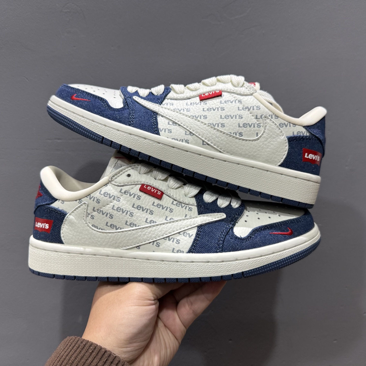 XC版 Travis Scott x Nike Air Jordan 1 Low x Supreme x Balenciaga 米绿 Air Jordan 1 Low 反转米绿满天星倒钩 JH6088-605