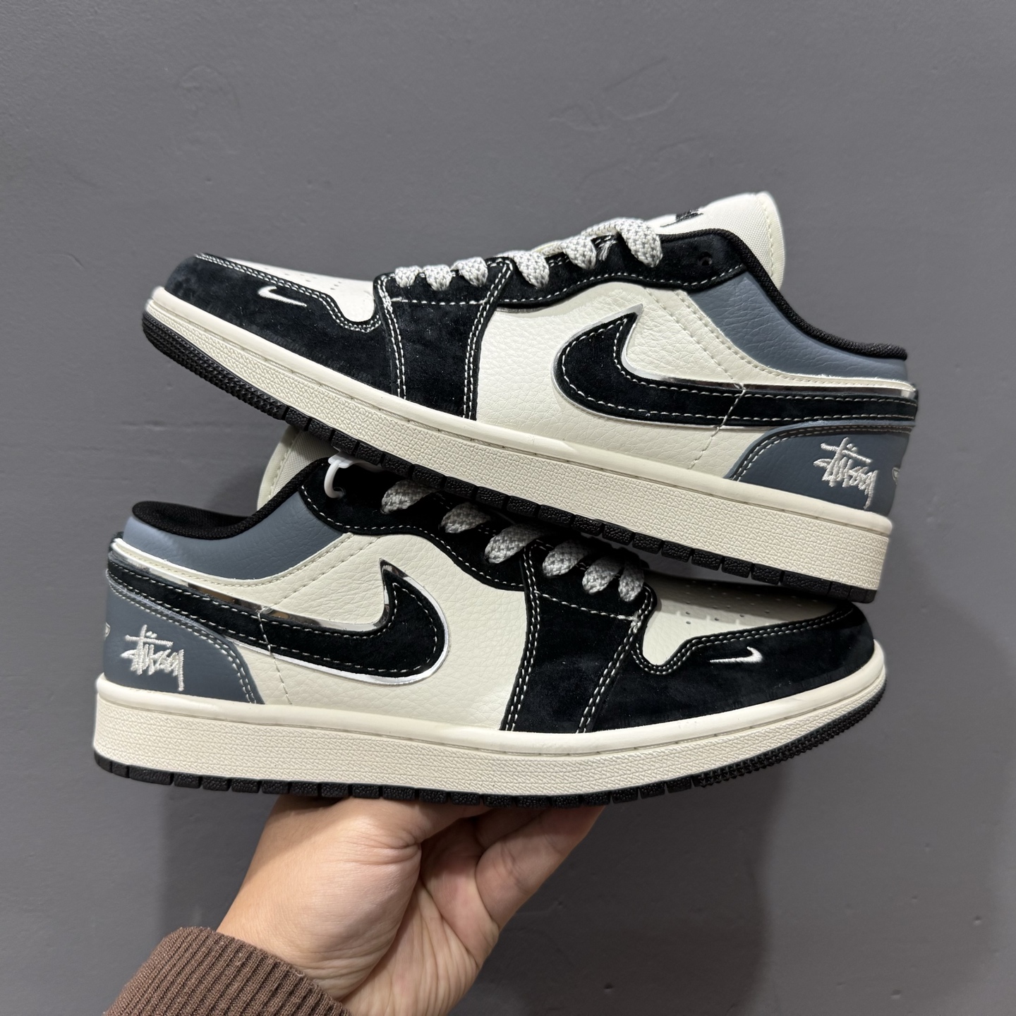 Nike Air Jordan 1 Low 定制配色 定制AJ联名-高端定制 低帮复古文化板鞋 XX3318-502