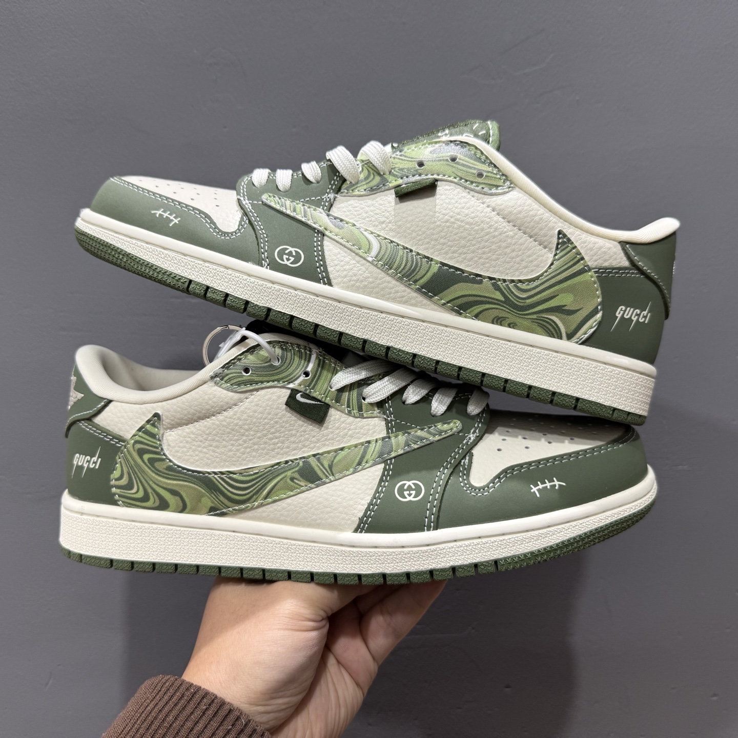 Travis Scott x Fragment Design x Air Jordan 1 Low SP AJ1 乔1古驰联名 波纹米绿 低帮文化休闲板鞋 XS2024-004
