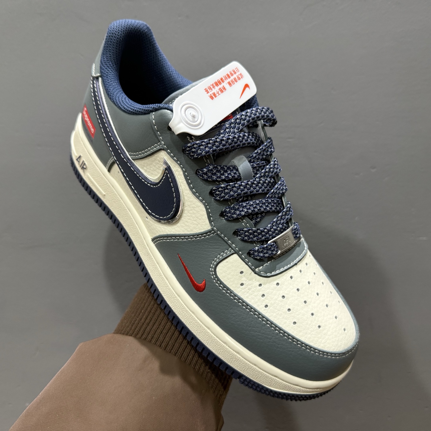 Nk Air Force 1'07 Low Supreme联名 灰蓝小红勾 空军一号低帮休闲板鞋 XZ6188-382