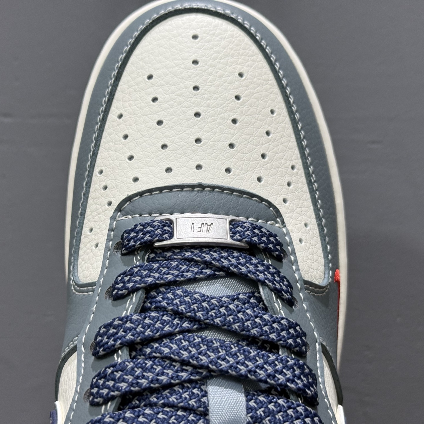 Nk Air Force 1'07 Low Supreme联名 灰蓝小红勾 空军一号低帮休闲板鞋 XZ6188-382